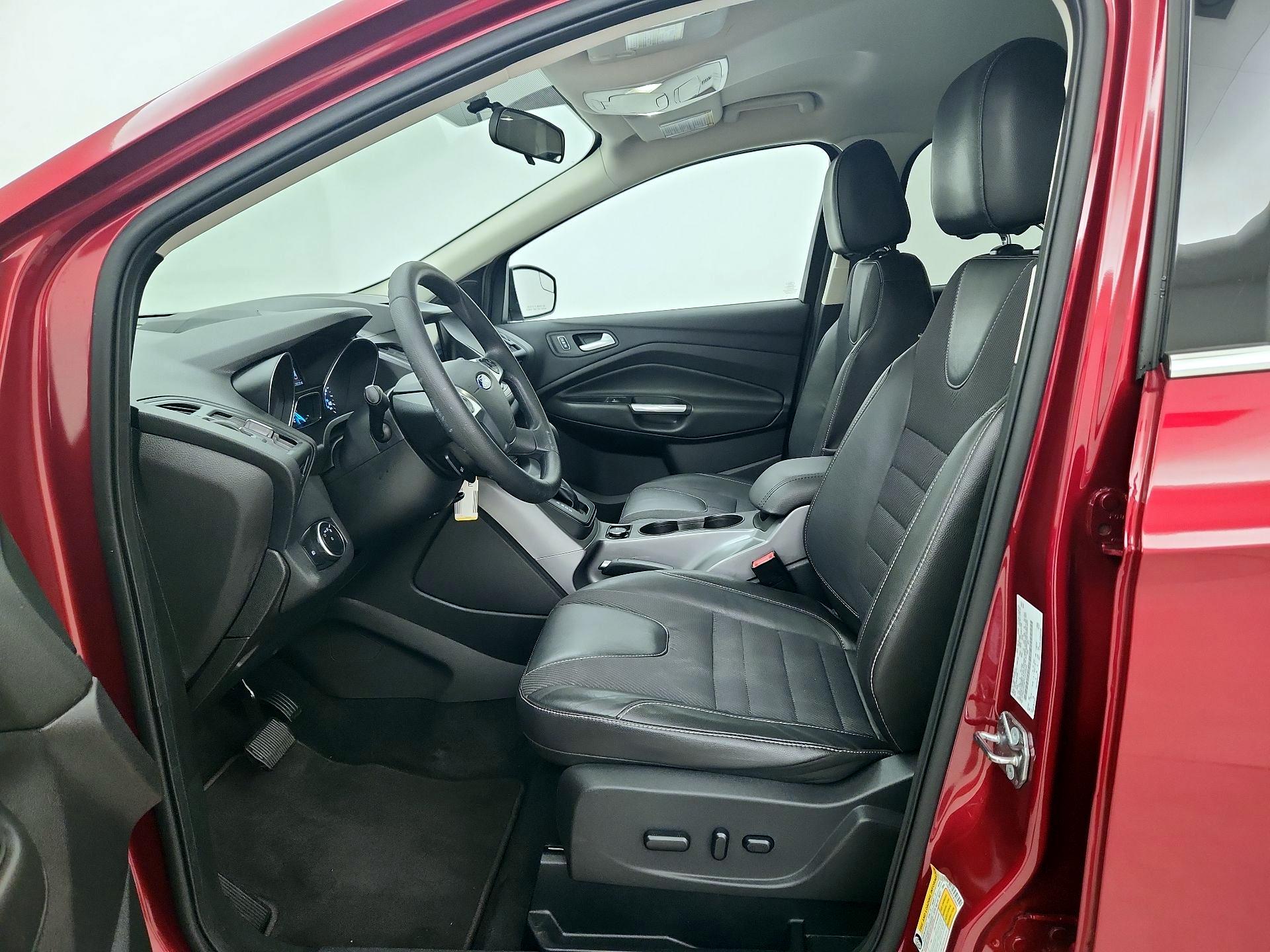 Thumbnail: 2015 Ford Escape - 11
