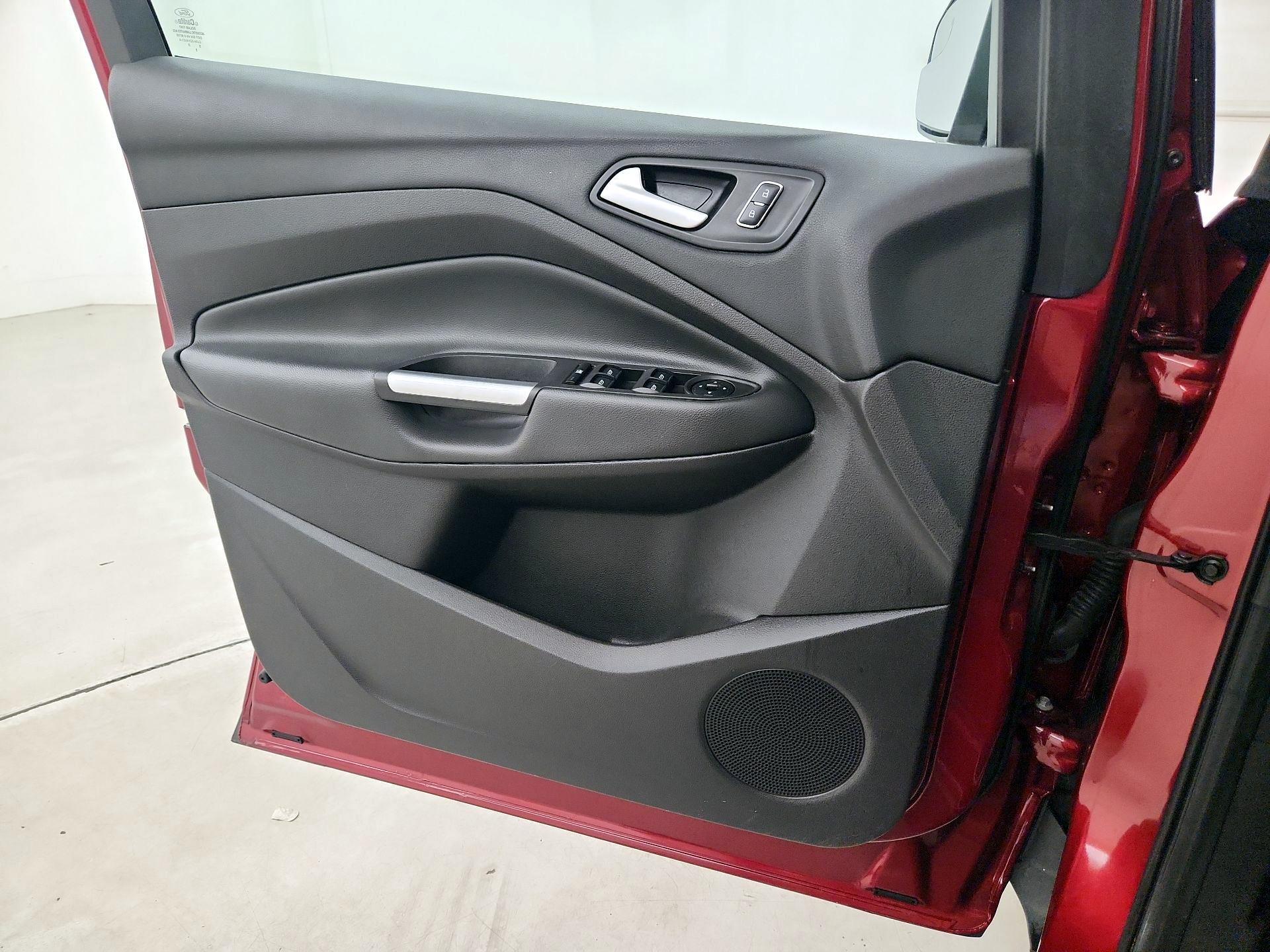 Thumbnail: 2015 Ford Escape - 12