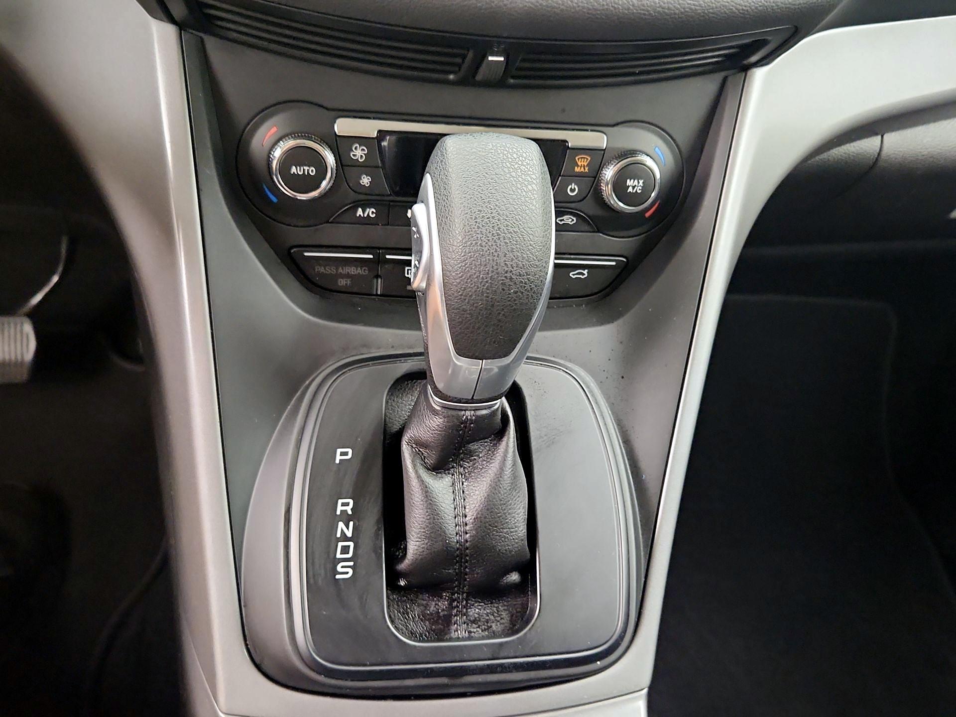 Thumbnail: 2015 Ford Escape - 17
