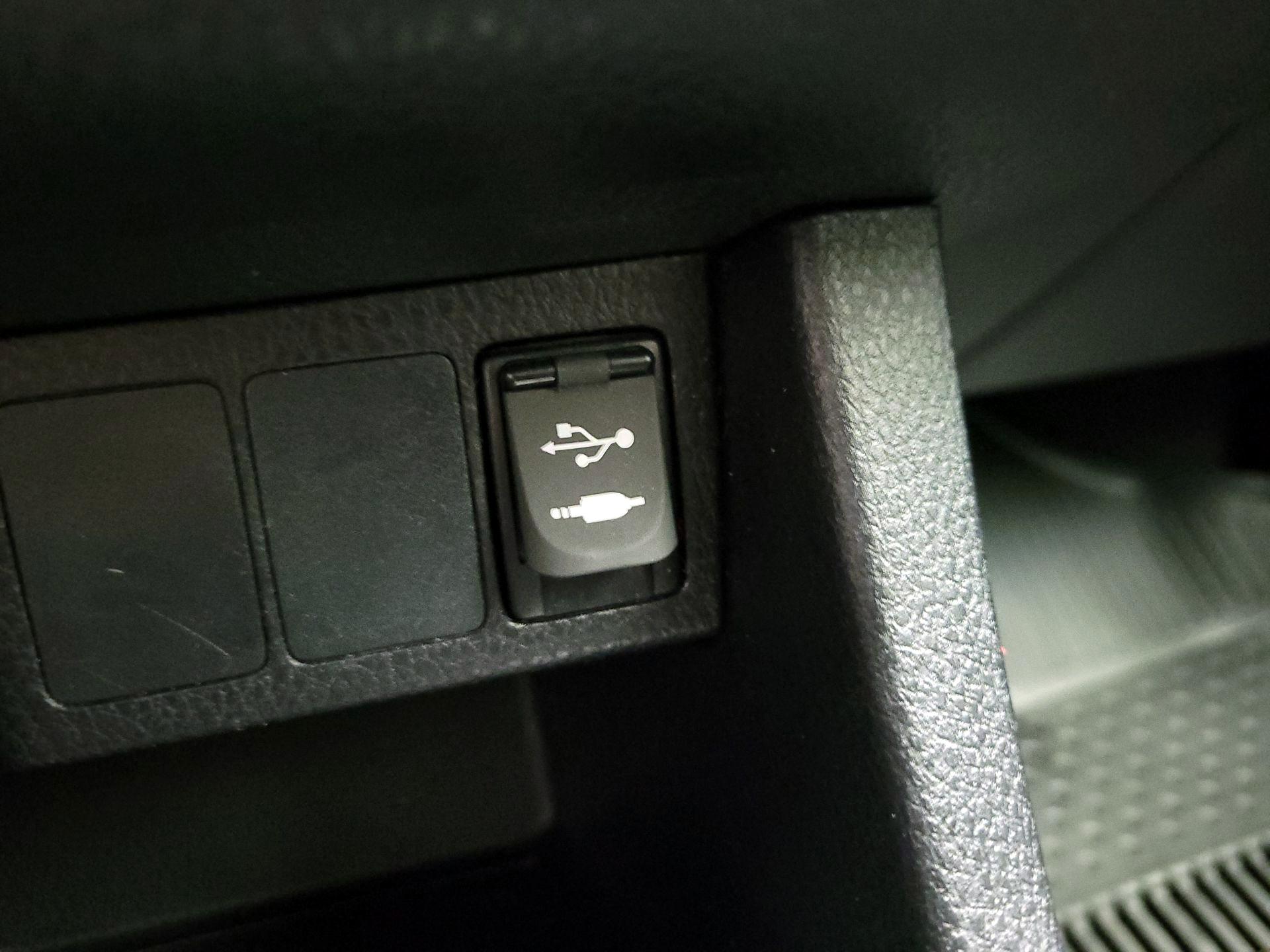 Thumbnail: 2019 Toyota Corolla - 17