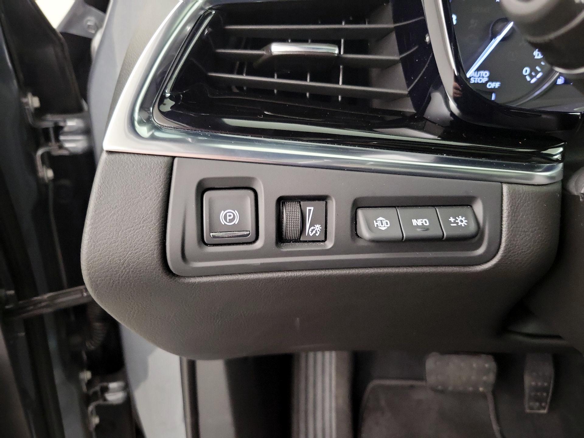 Thumbnail: 2021 Cadillac XT6 - 11