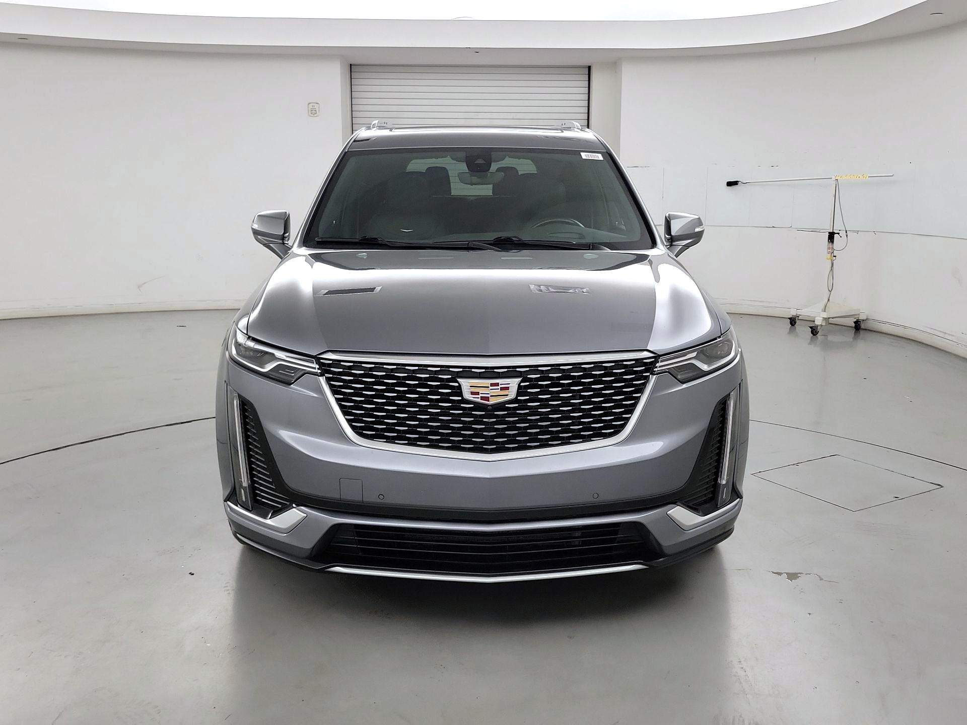 Thumbnail: 2021 Cadillac XT6 - 2