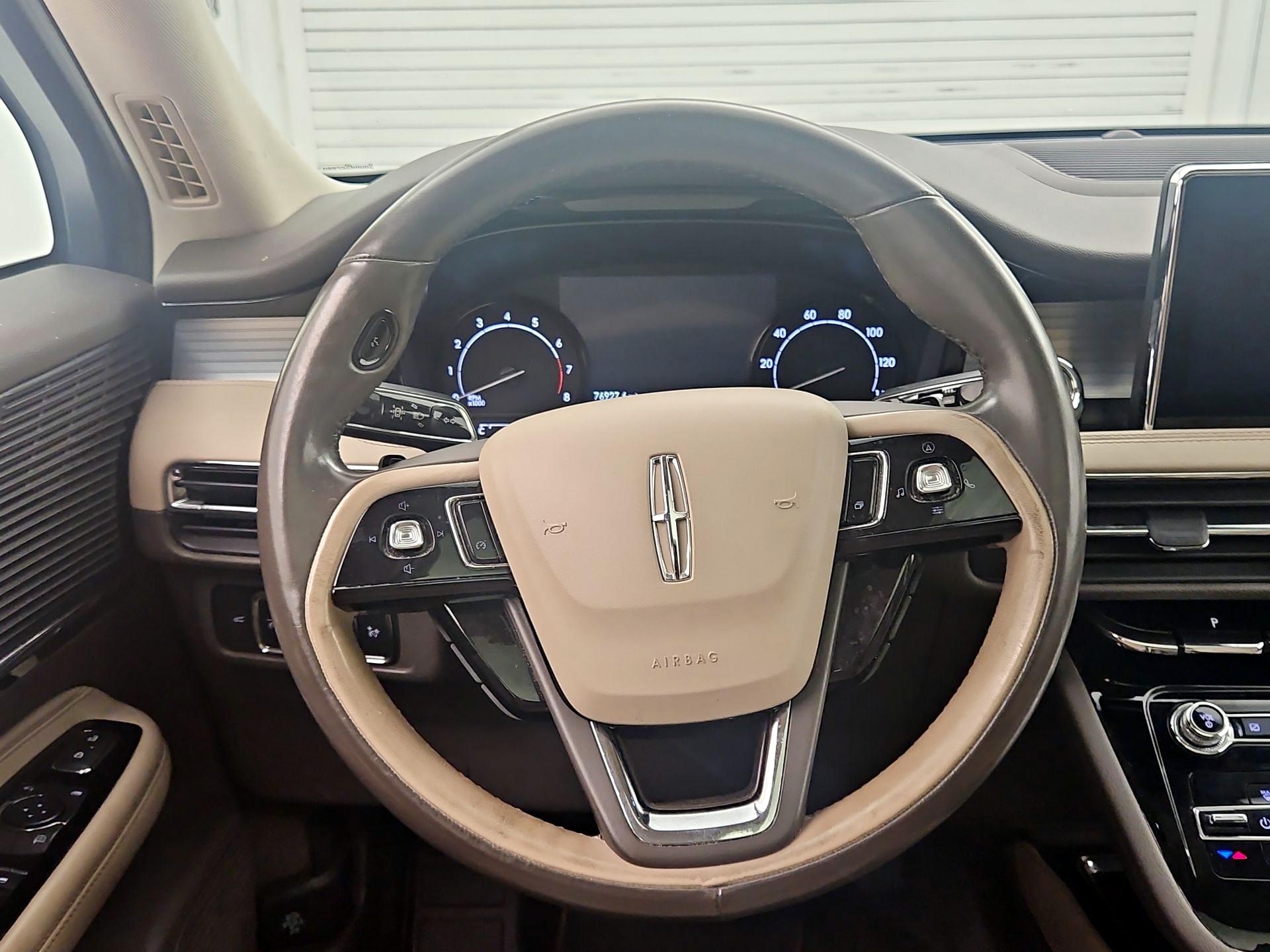 Thumbnail: 2020 Lincoln Corsair - 10