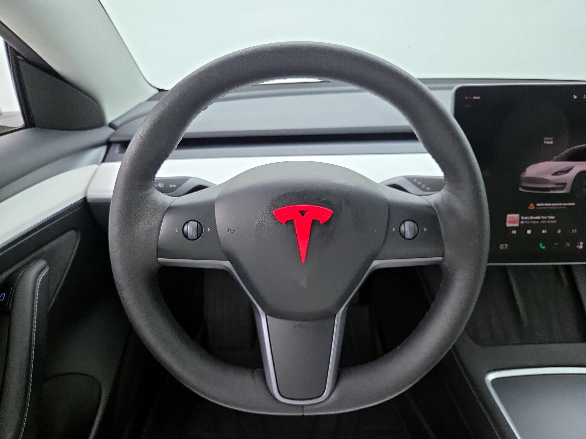 Thumbnail: 2023 Tesla Model 3 - 10