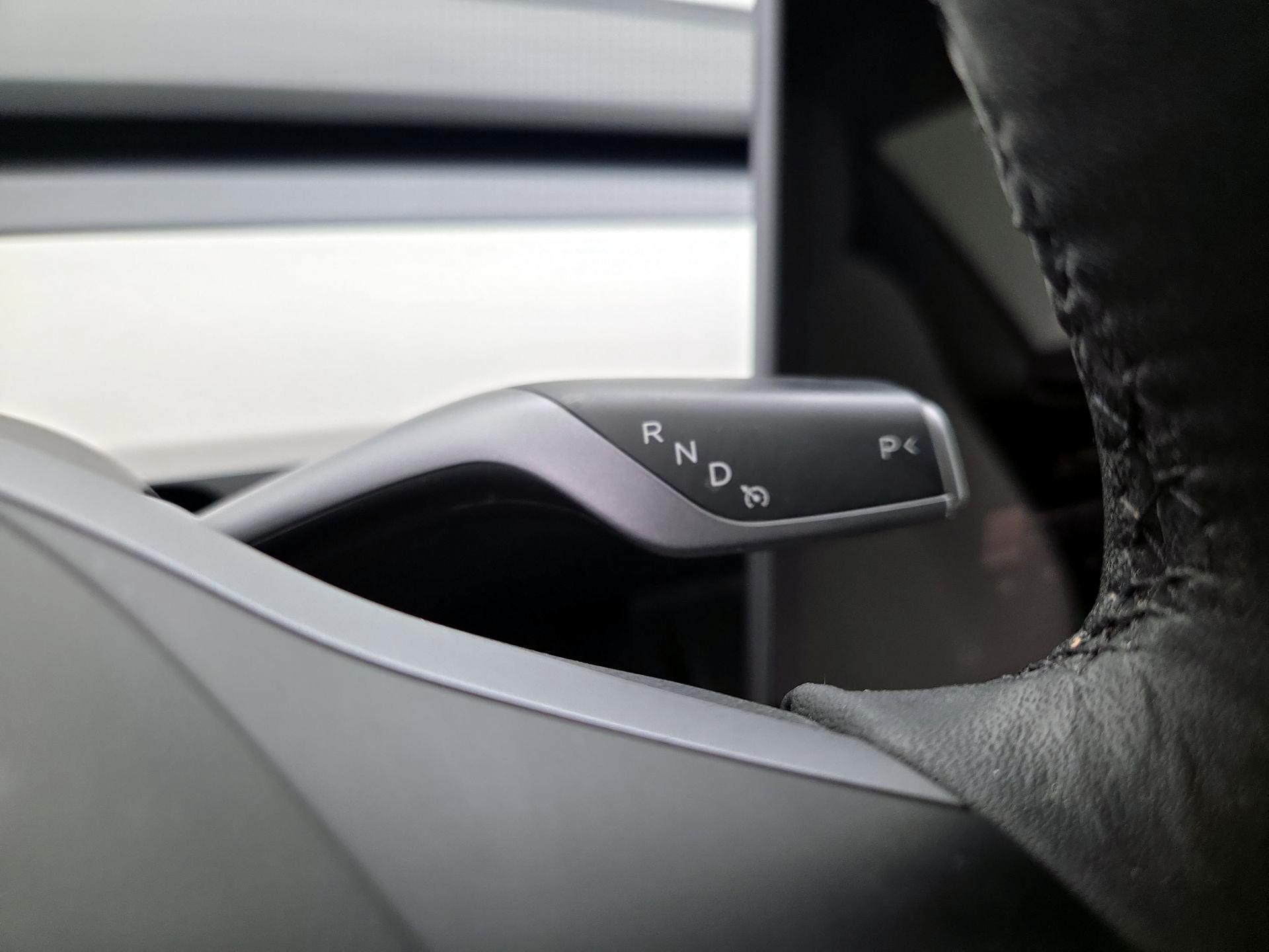Thumbnail: 2023 Tesla Model 3 - 17