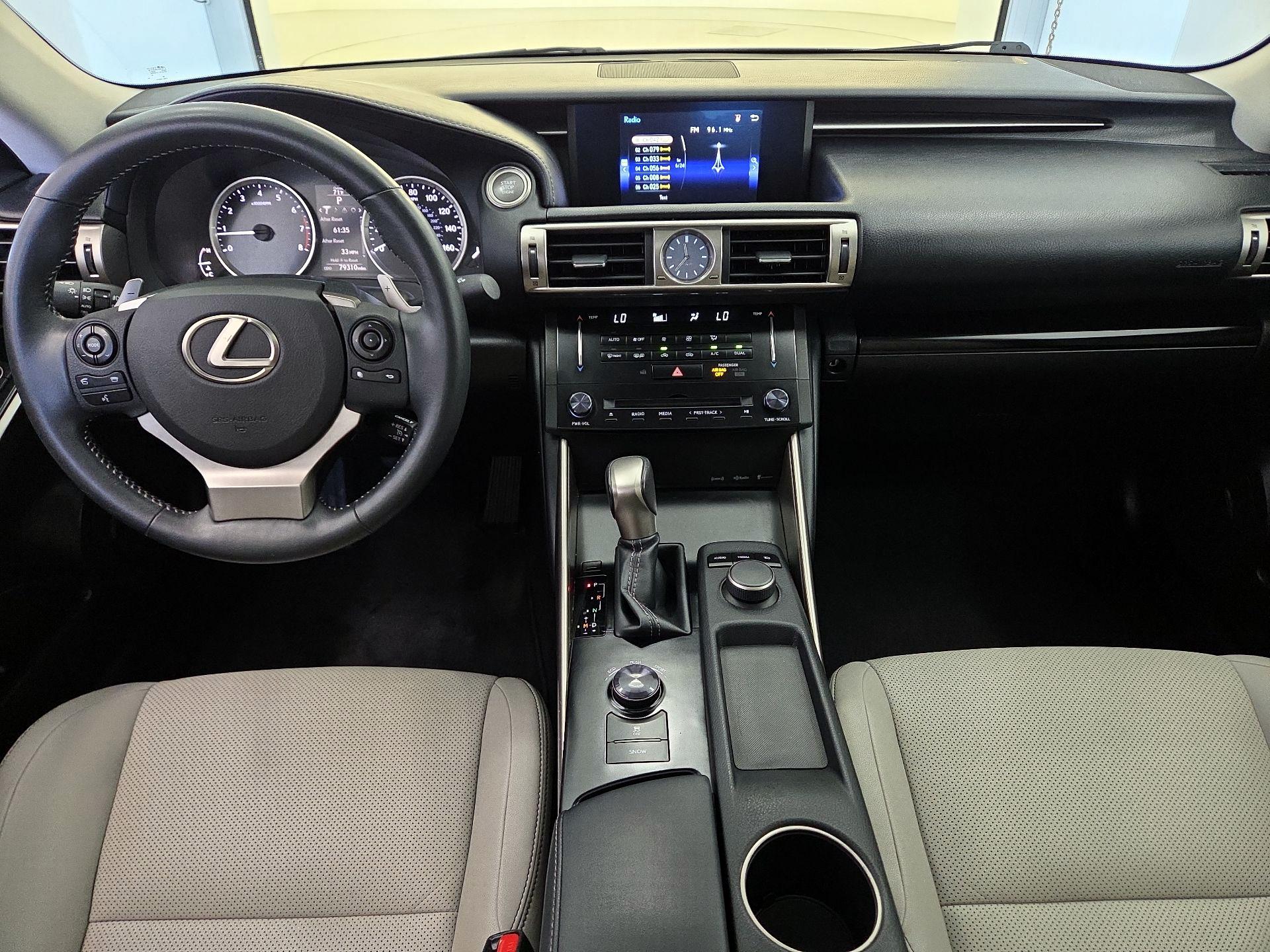 Thumbnail: 2014 Lexus IS - 9