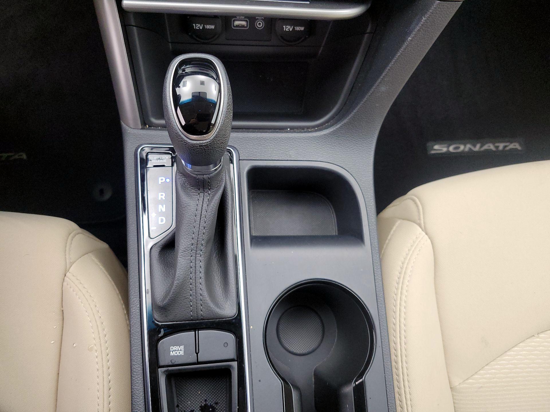 Thumbnail: 2017 Hyundai Sonata - 17