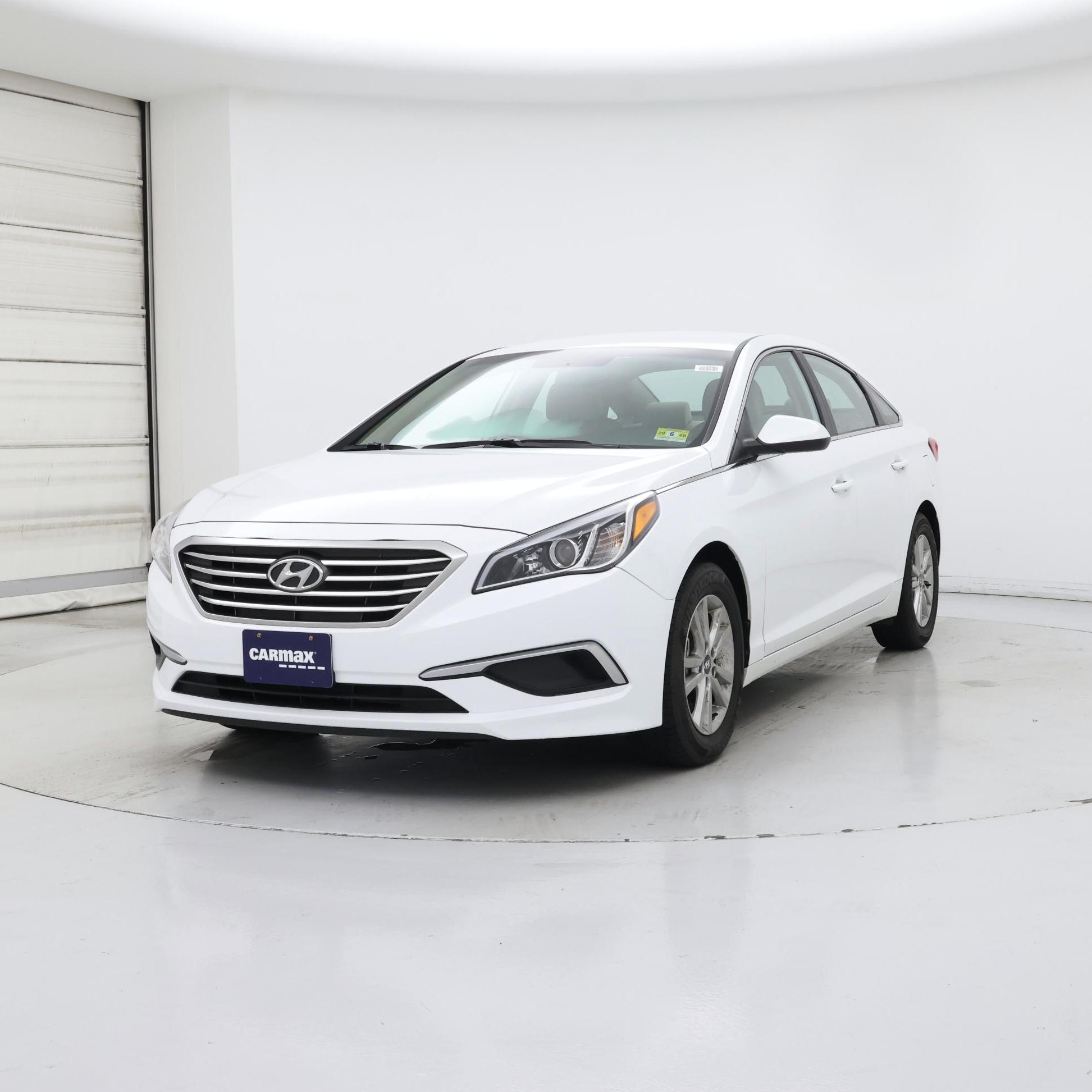 Thumbnail: 2017 Hyundai Sonata - 4