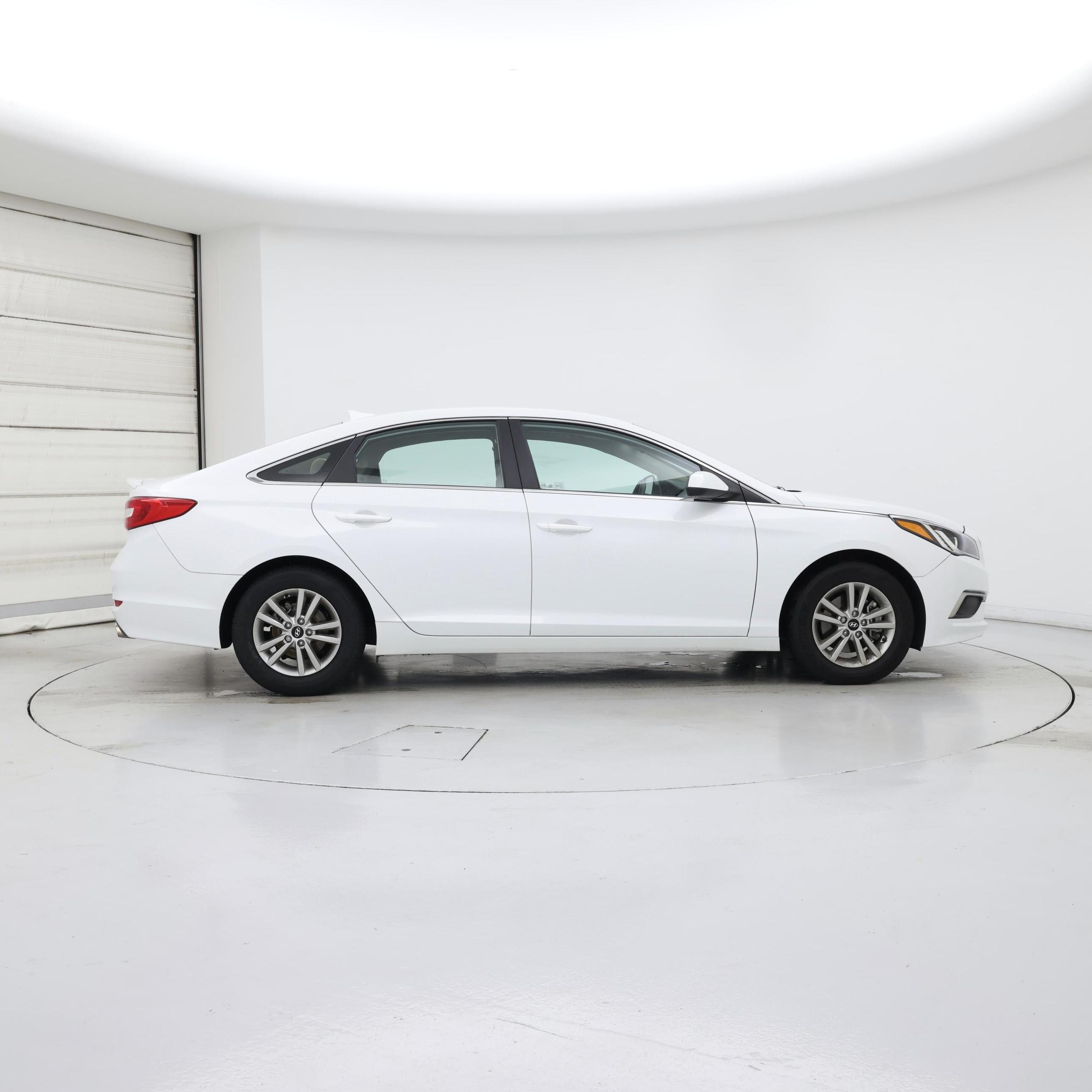 Thumbnail: 2017 Hyundai Sonata - 7
