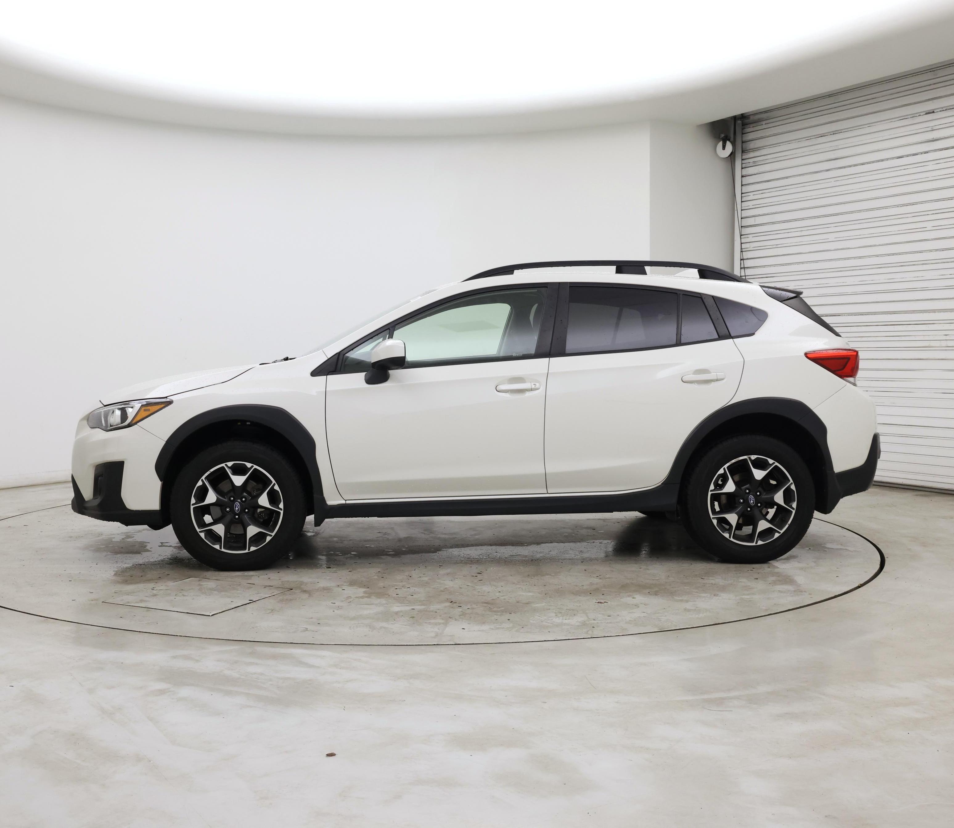 Thumbnail: 2020 Subaru Crosstrek - 3