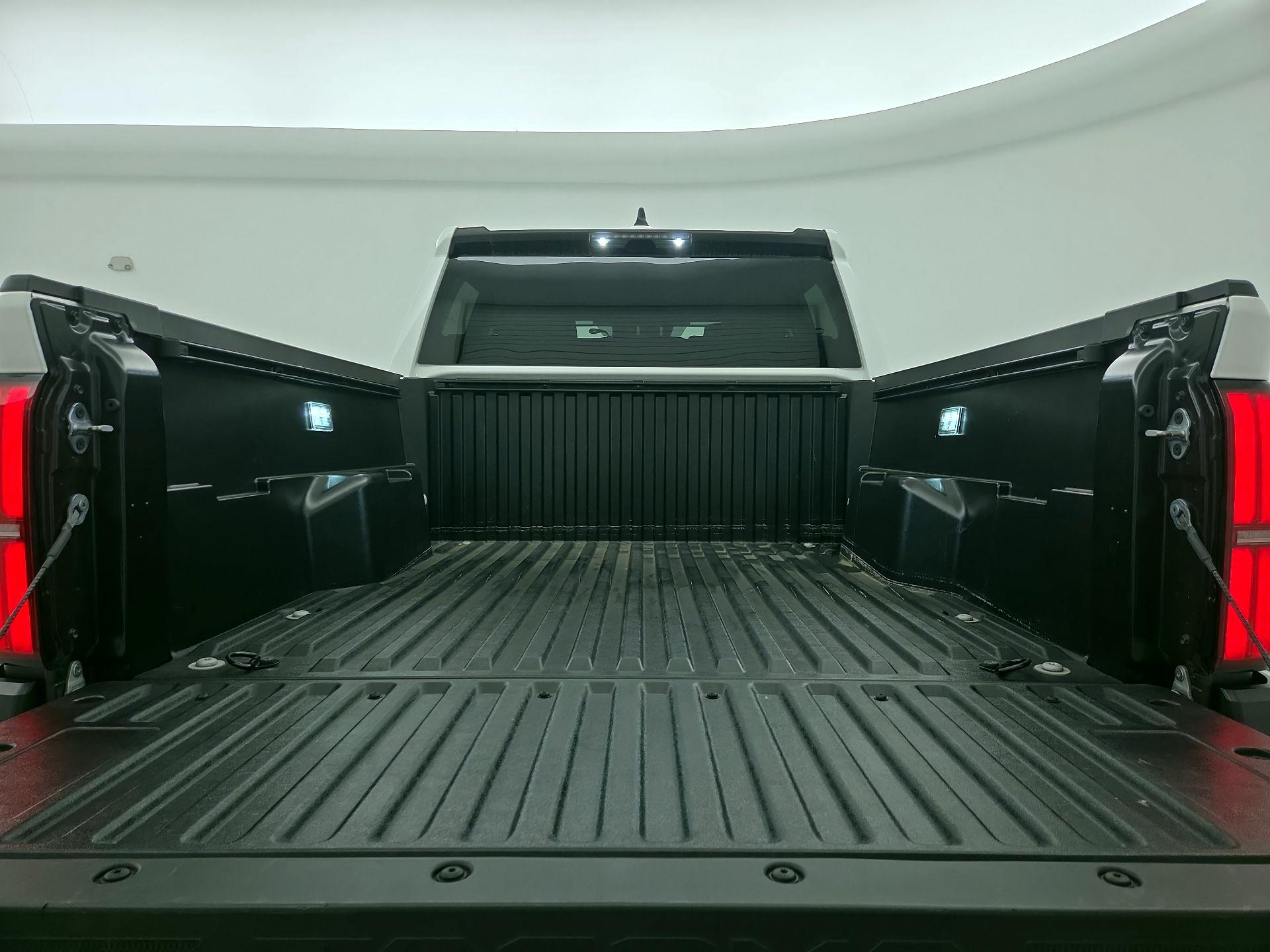Thumbnail: 2024 Toyota Tacoma - 20