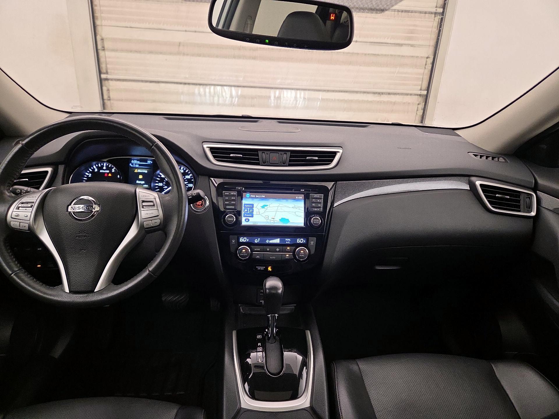 Thumbnail: 2015 Nissan Rogue - 9