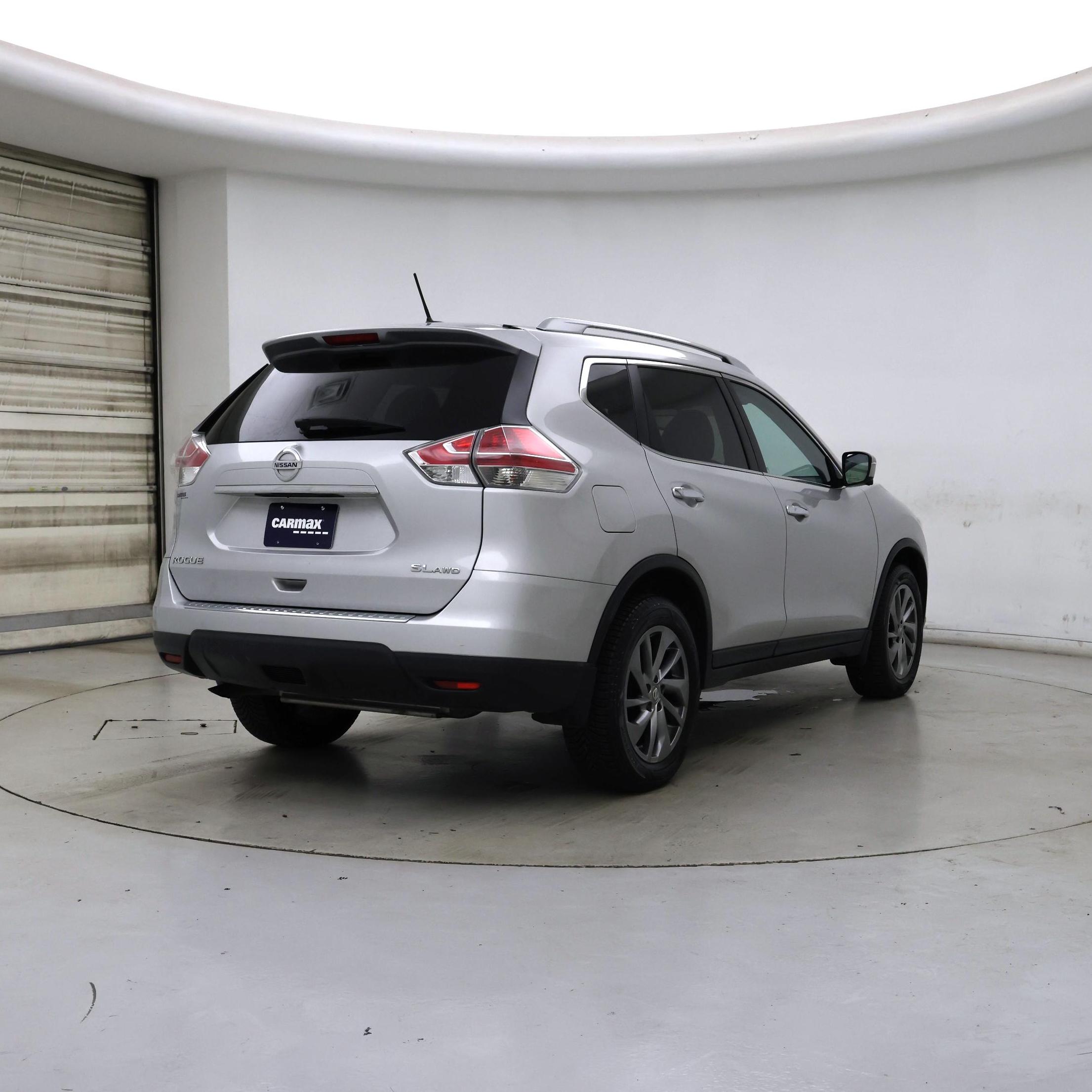 Thumbnail: 2015 Nissan Rogue - 8