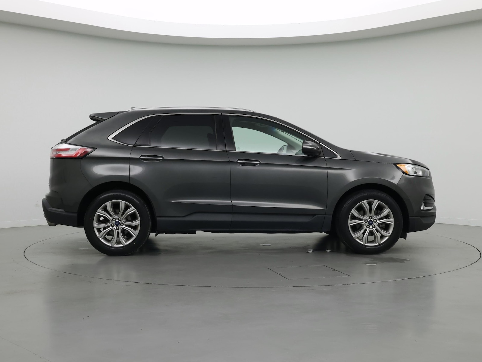 2019 Ford Edge Titanium - Photo 8