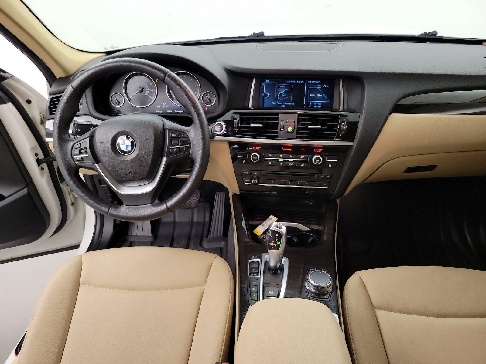 2017 BMW X3 xDrive28i - Photo 8