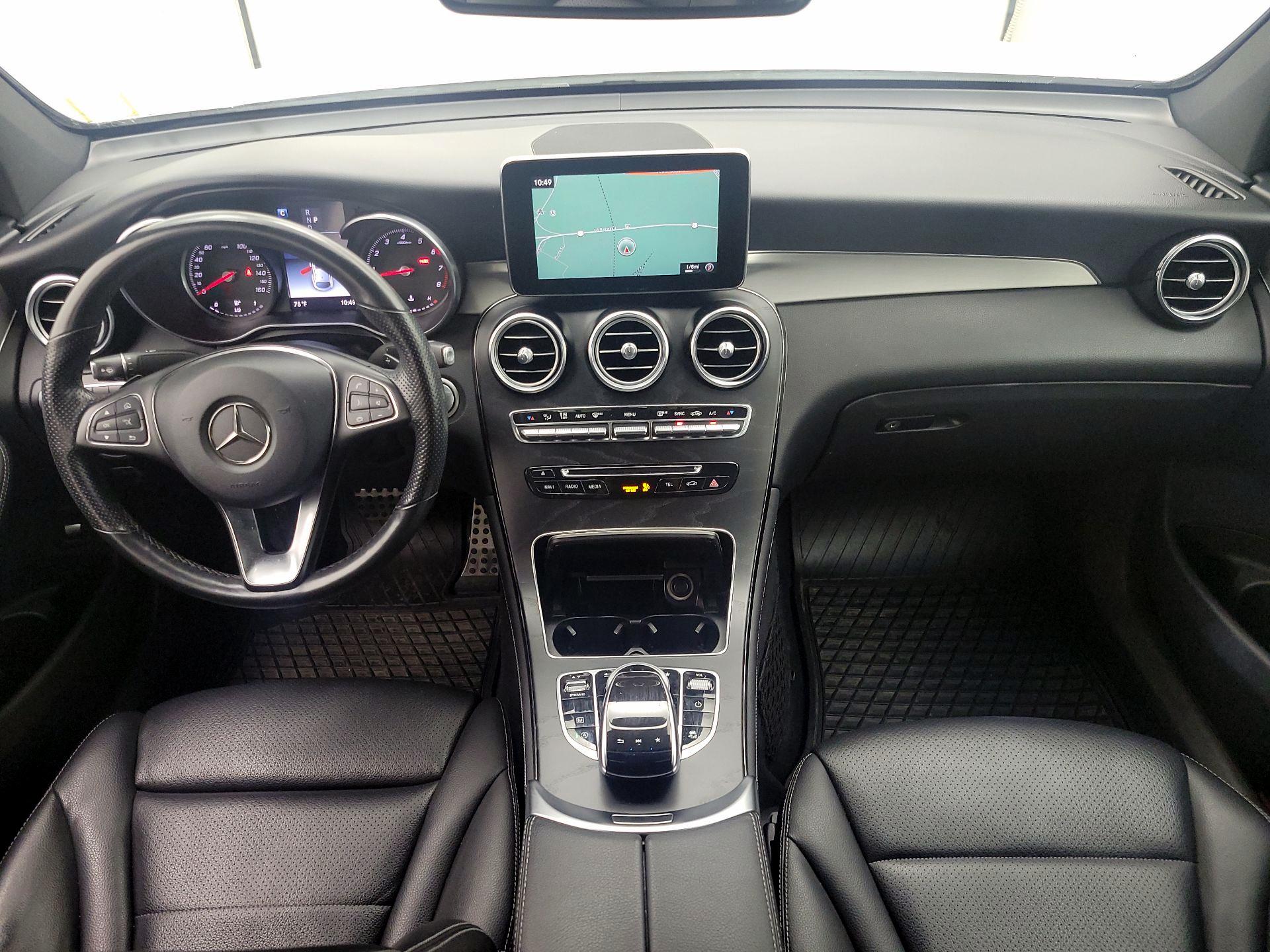 Thumbnail: 2019 Mercedes-Benz GLC - 9