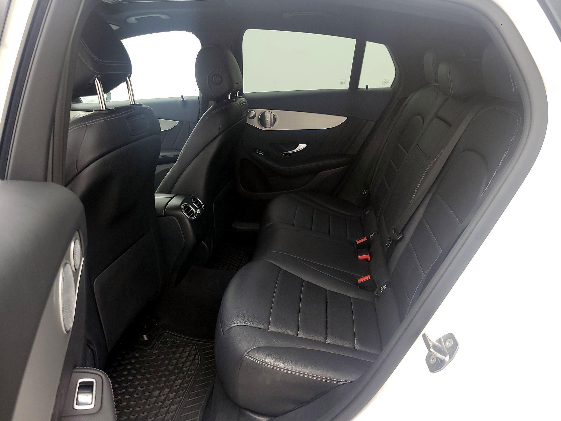 Thumbnail: 2019 Mercedes-Benz GLC - 20