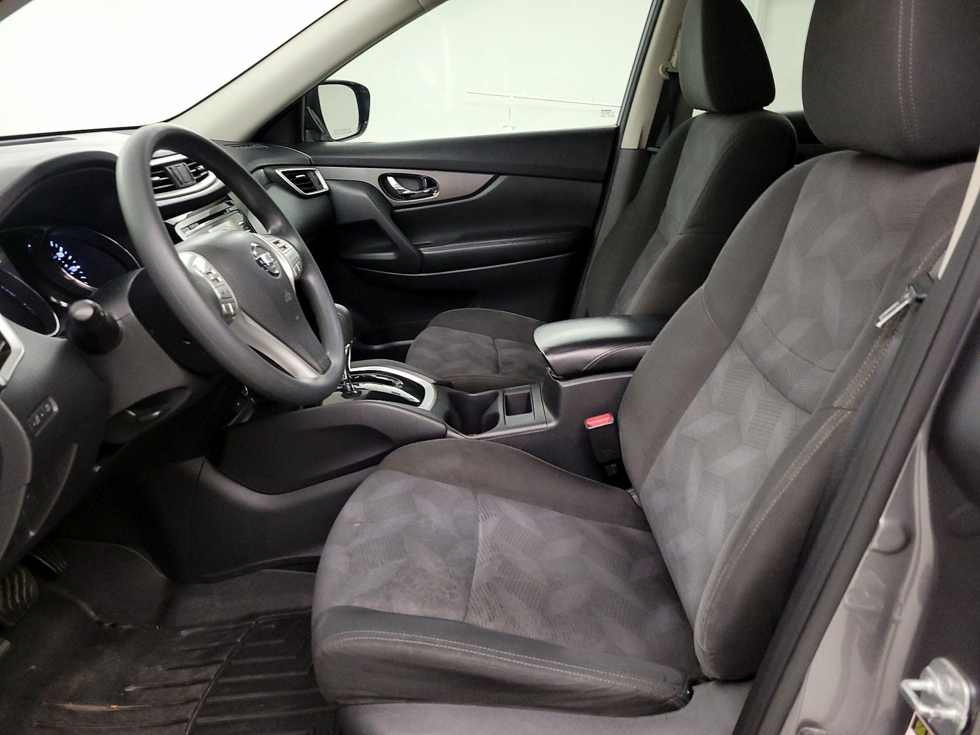 Thumbnail: 2016 Nissan Rogue - 11