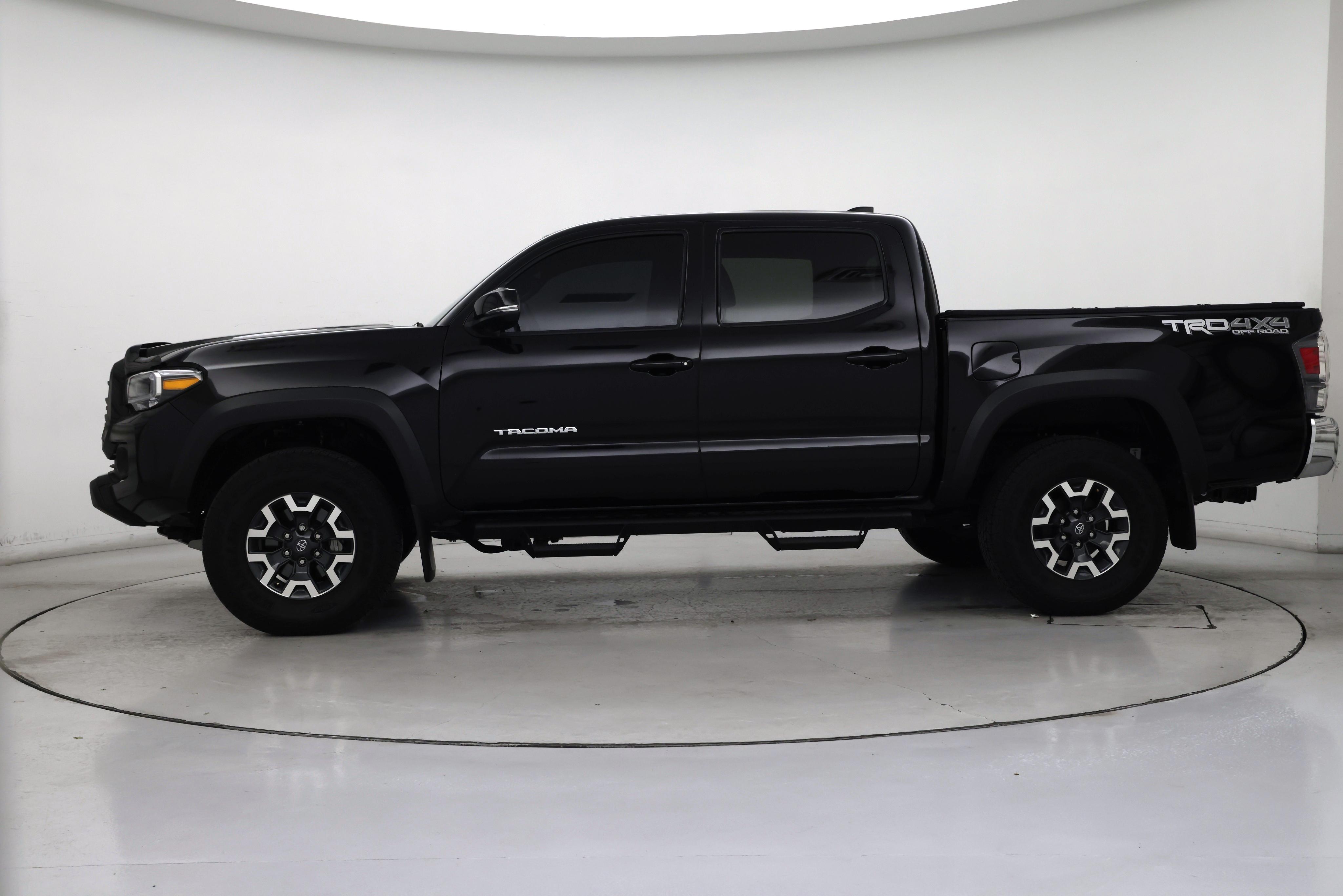 Thumbnail: 2023 Toyota Tacoma - 3
