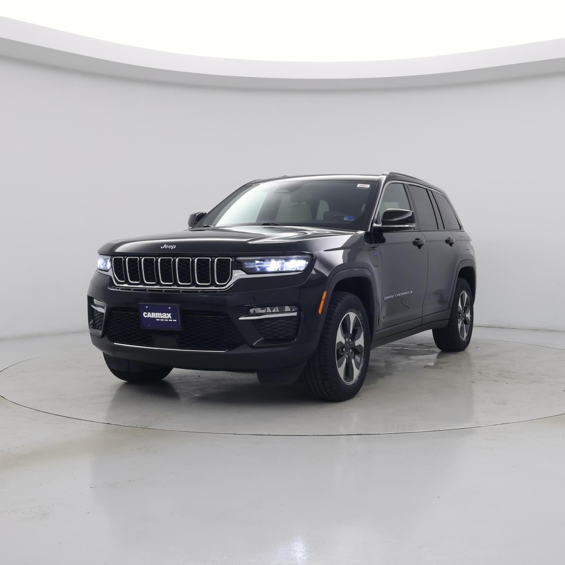 Thumbnail: 2023 Jeep Grand Cherokee - 4