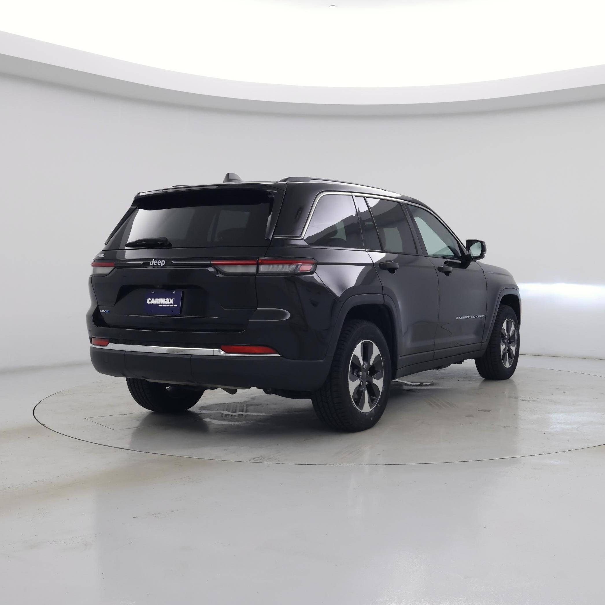 Thumbnail: 2023 Jeep Grand Cherokee - 8