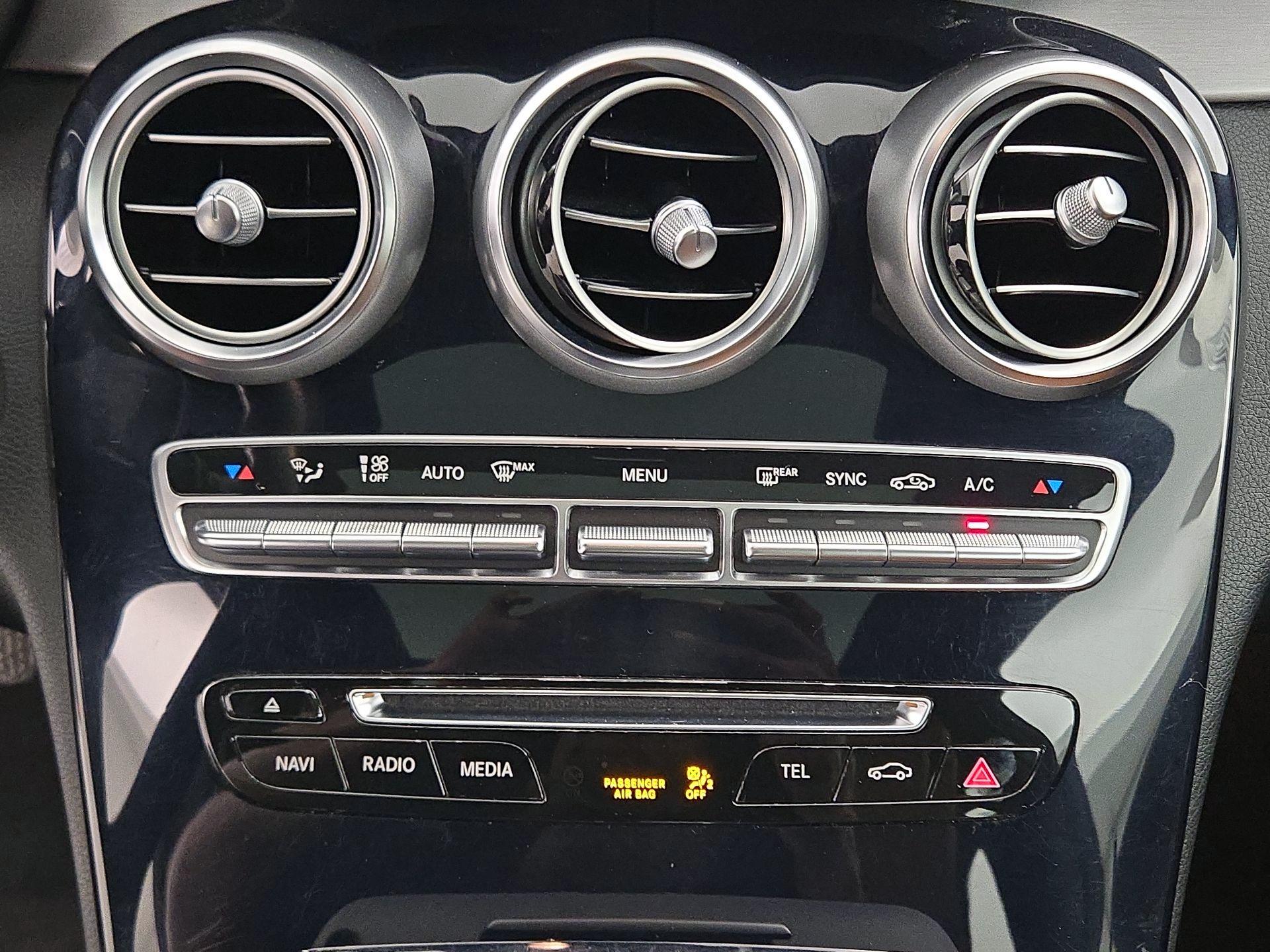 Thumbnail: 2017 Mercedes-Benz C-Class - 16