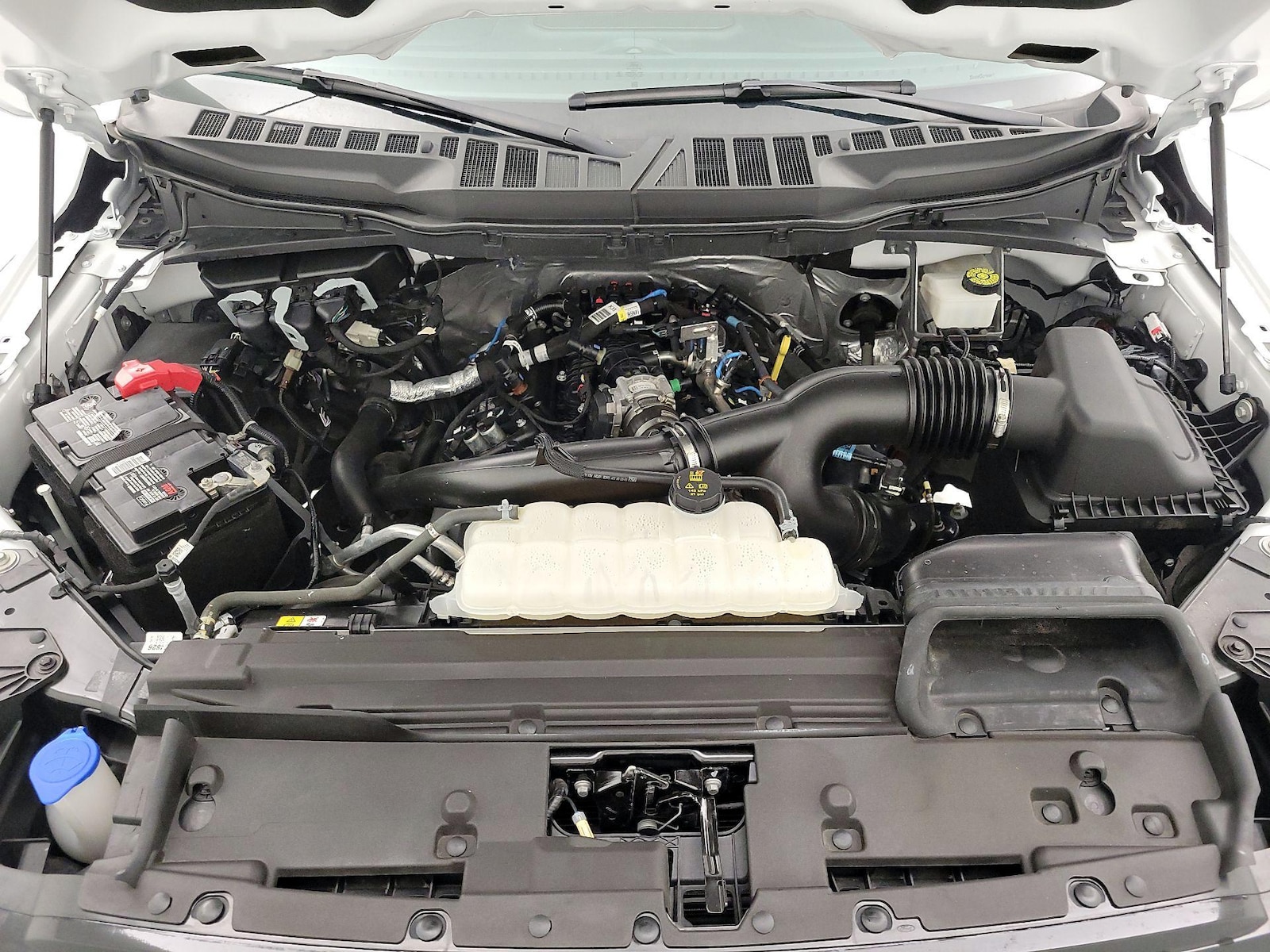 2024 Ford F-150 XLT - Photo 23