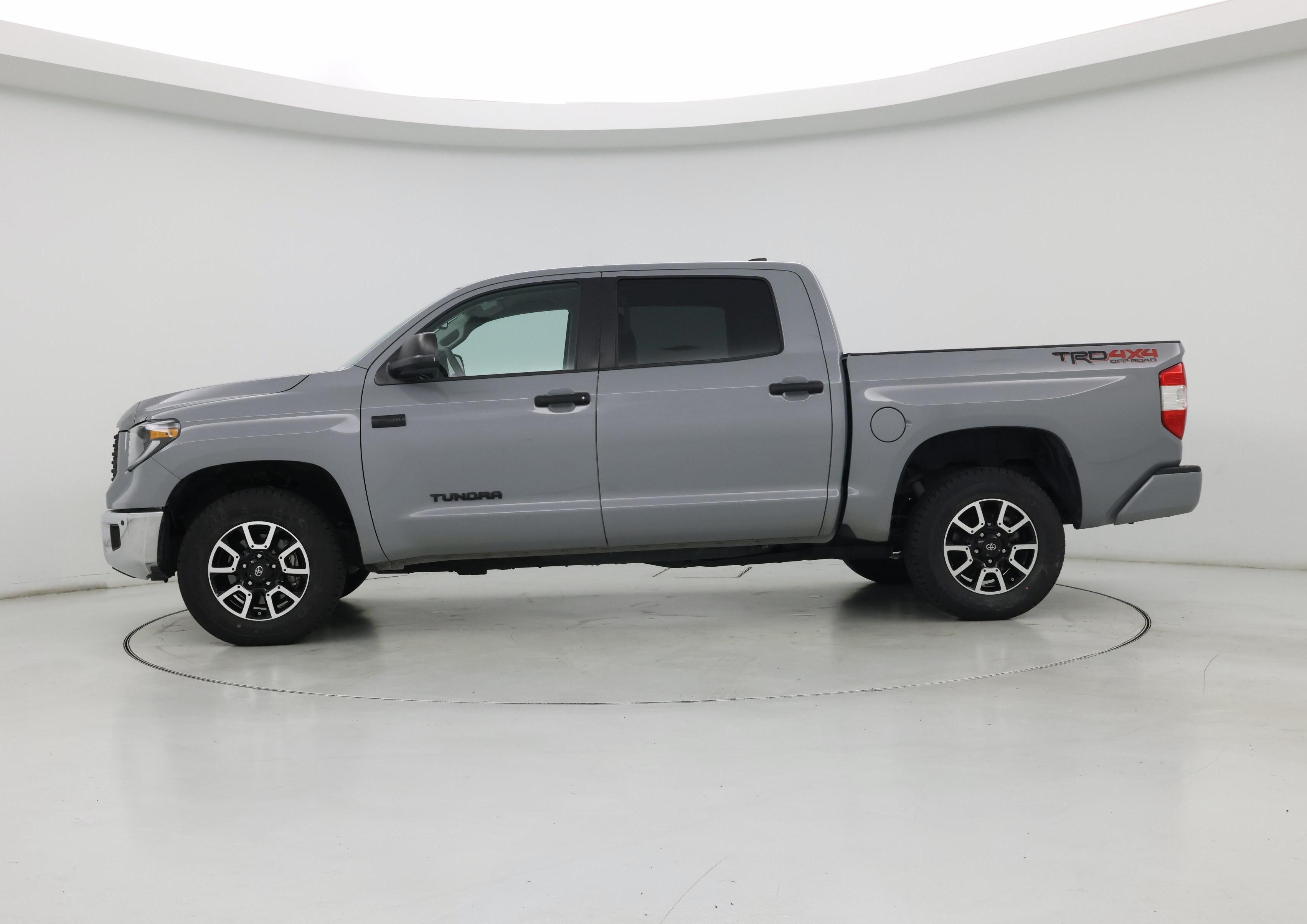 Thumbnail: 2020 Toyota Tundra - 3