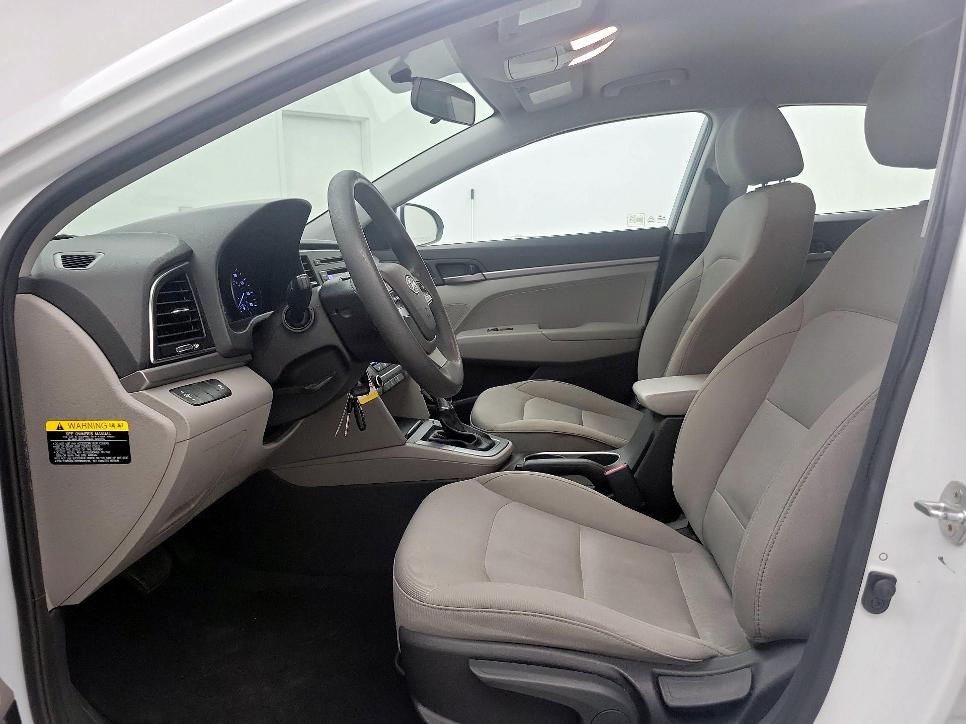 Thumbnail: 2017 Hyundai Elantra - 11