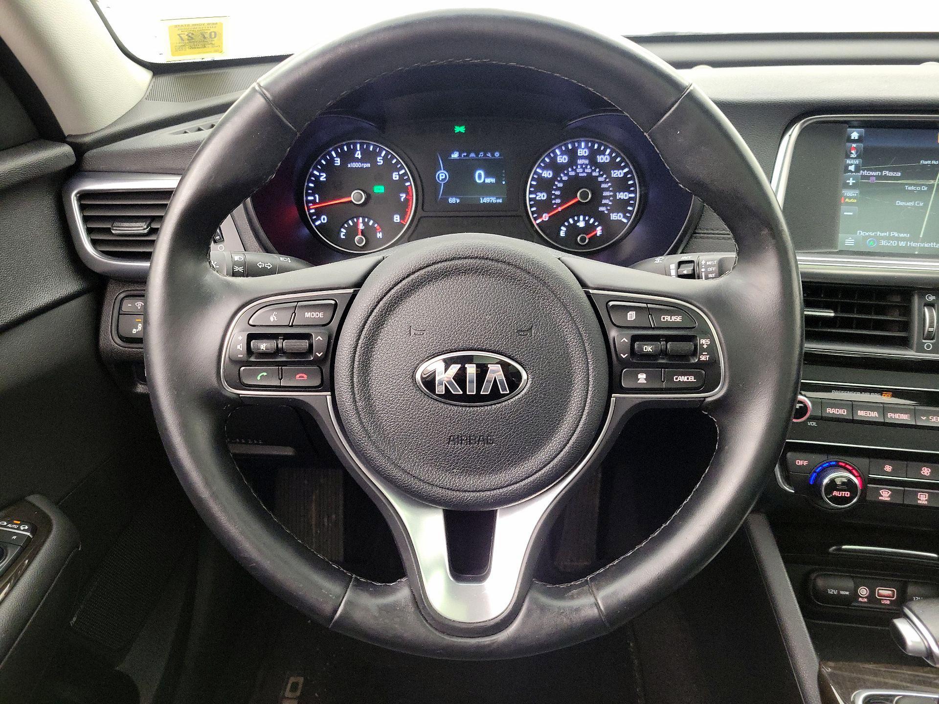 Thumbnail: 2017 Kia Optima - 10