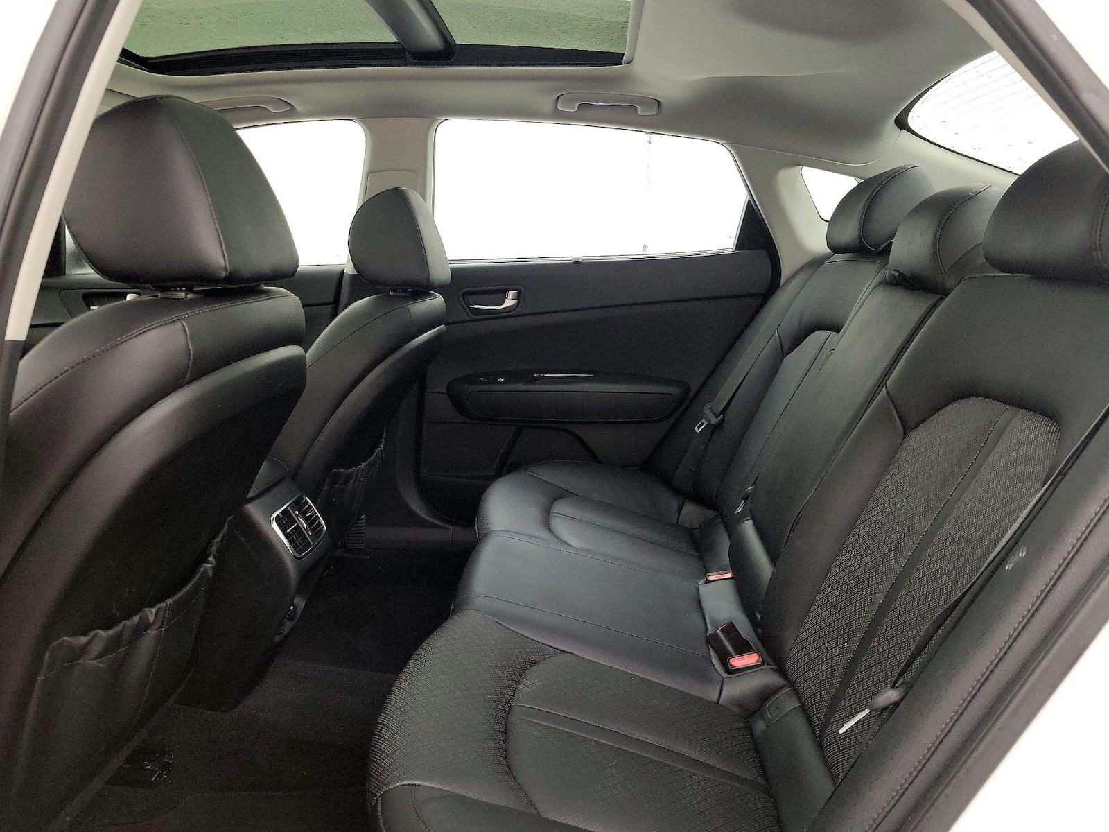 2017 Kia Optima EX - Photo 22