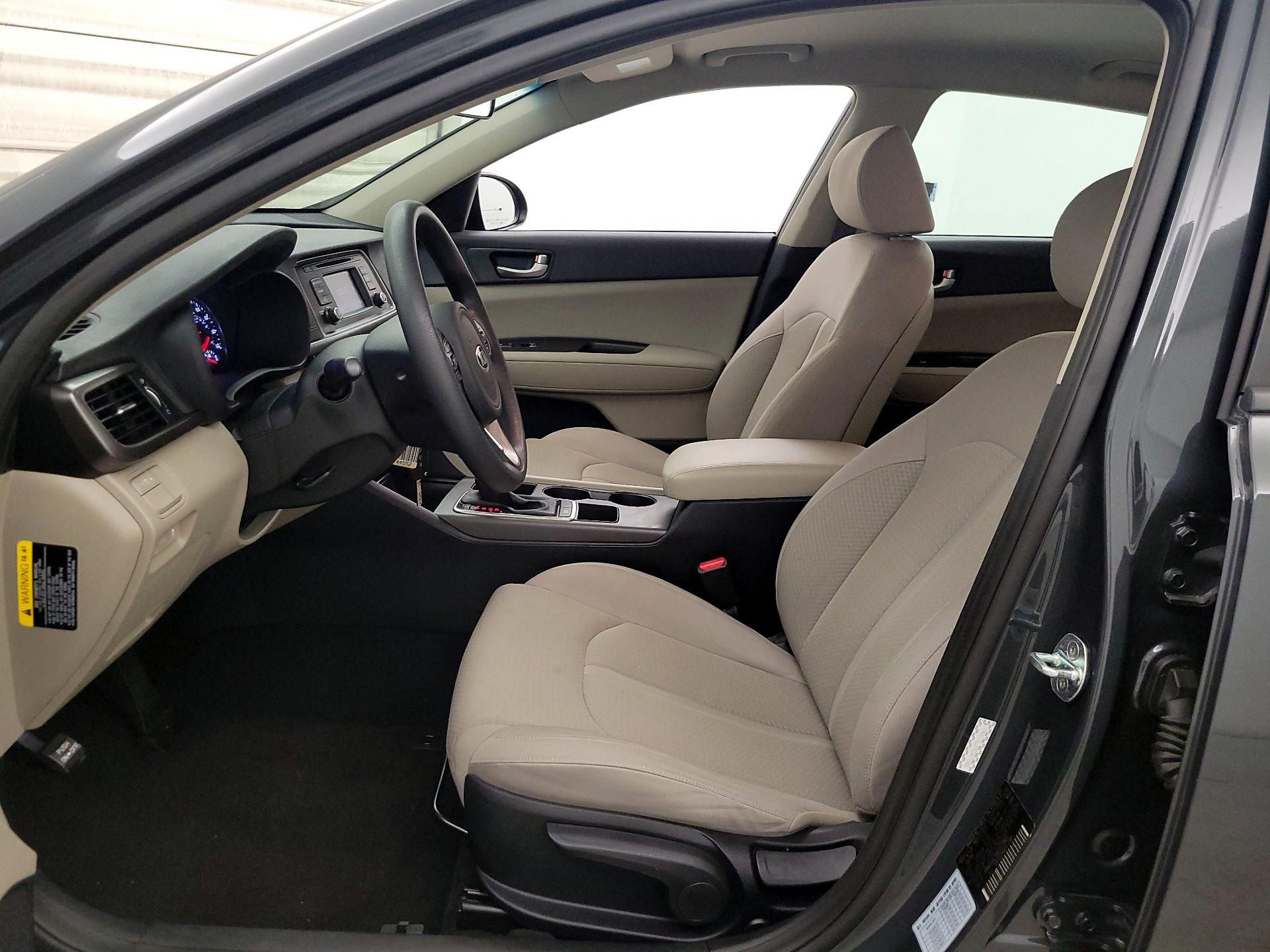 Thumbnail: 2016 Kia Optima - 11