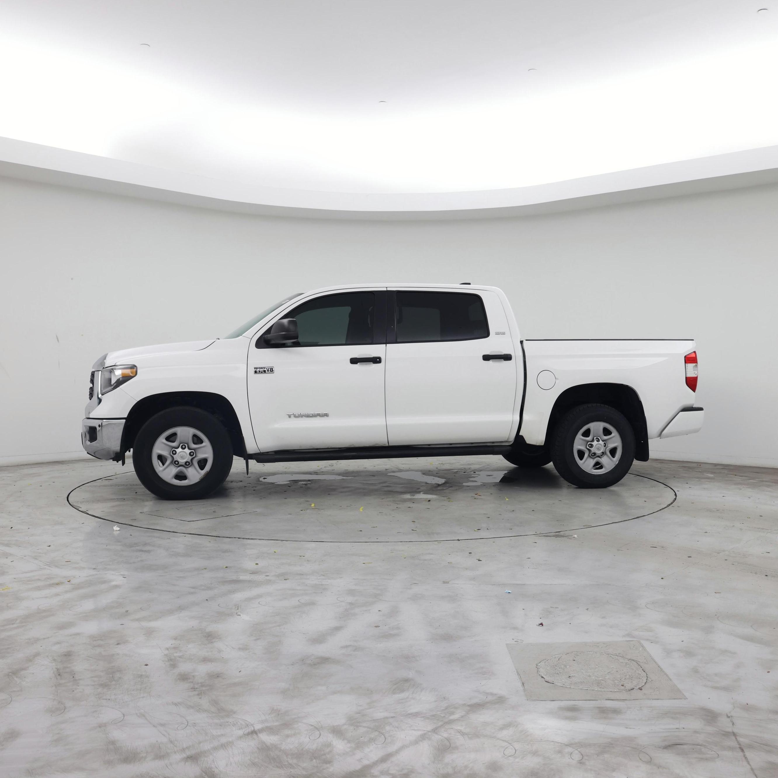 Thumbnail: 2021 Toyota Tundra - 3