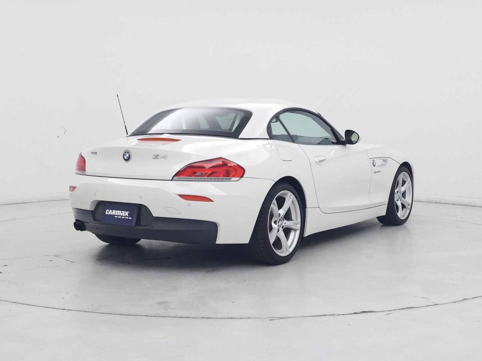 2014 BMW Z4 sDrive28i - Photo 9