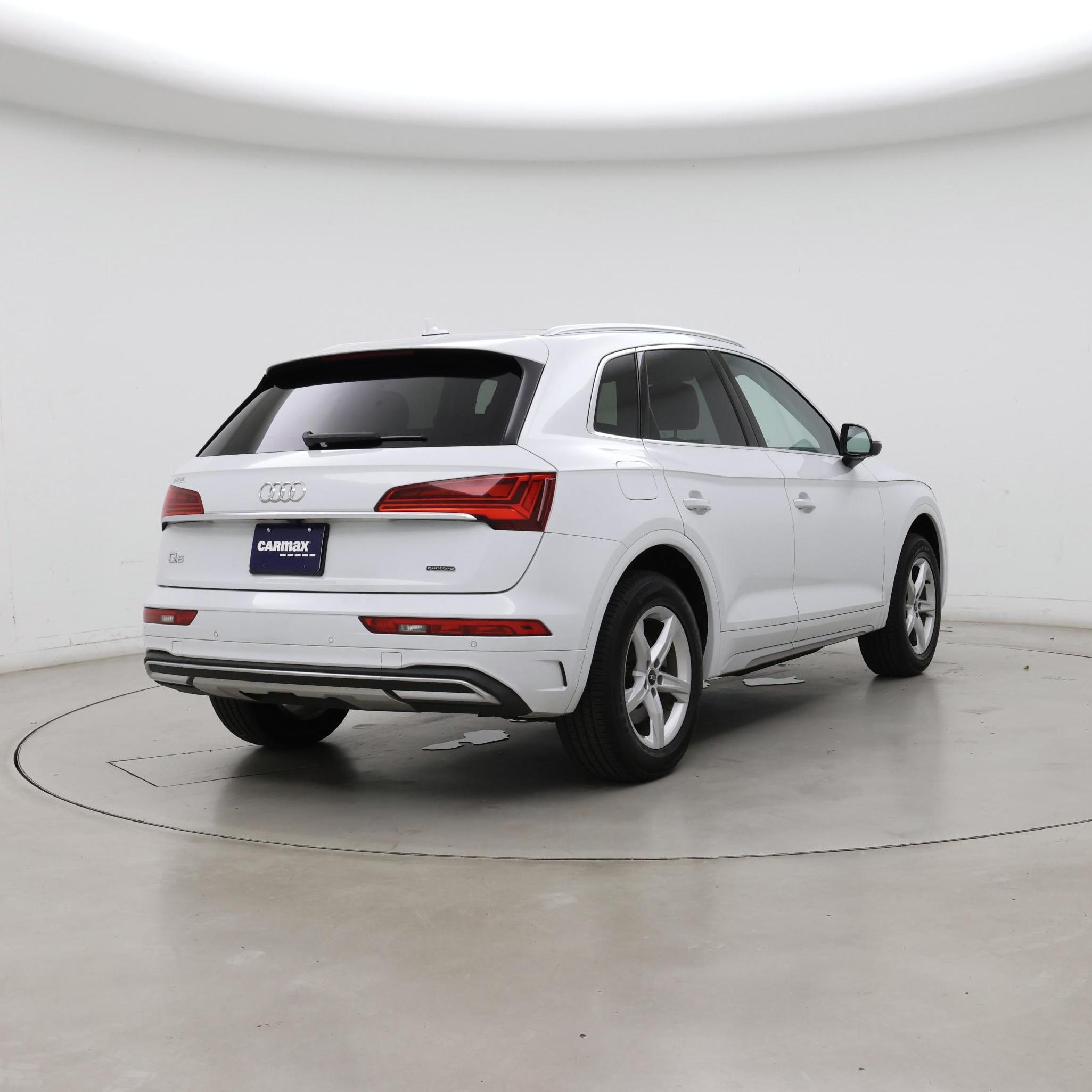 Thumbnail: 2022 Audi Q5 - 8