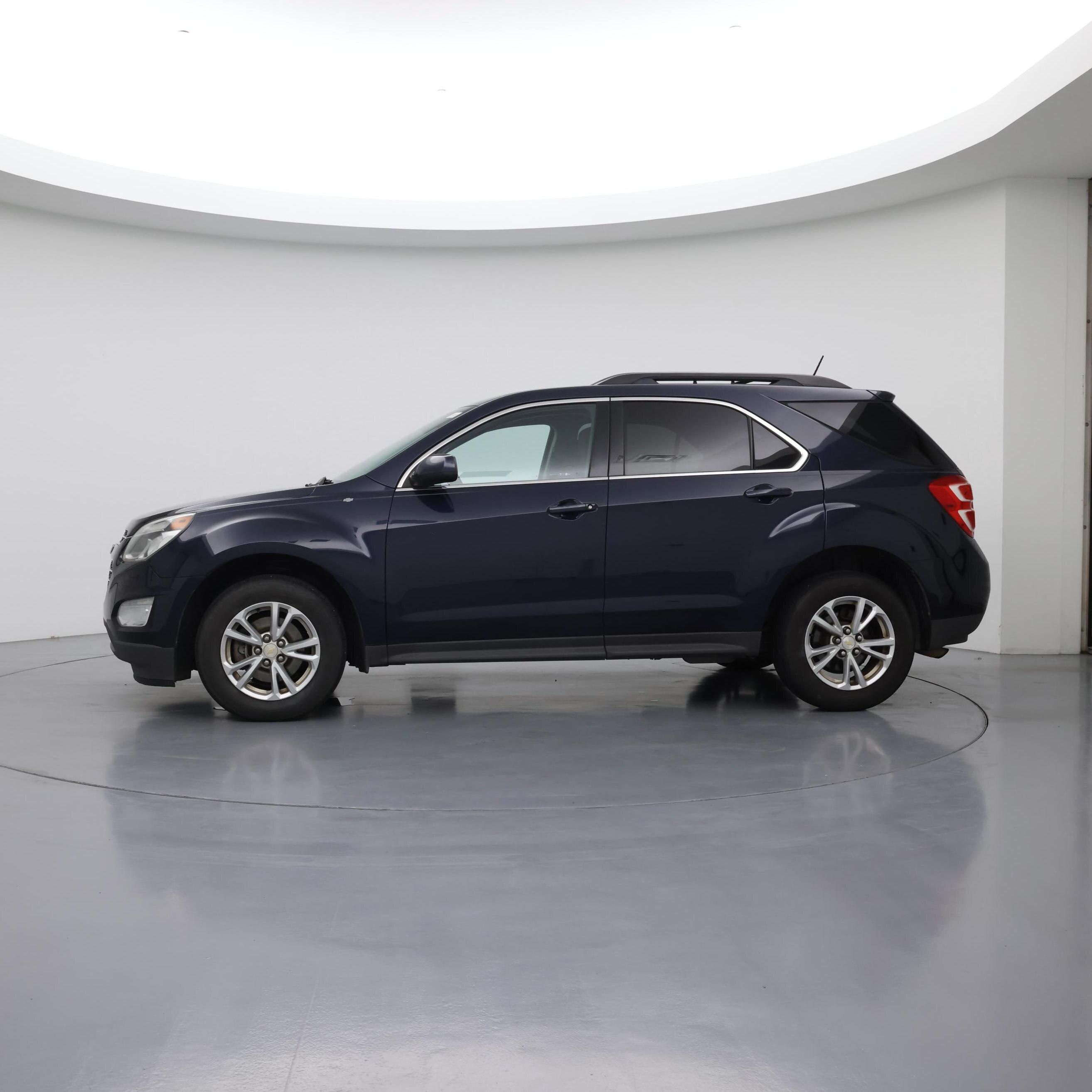 Thumbnail: 2017 Chevrolet Equinox - 3