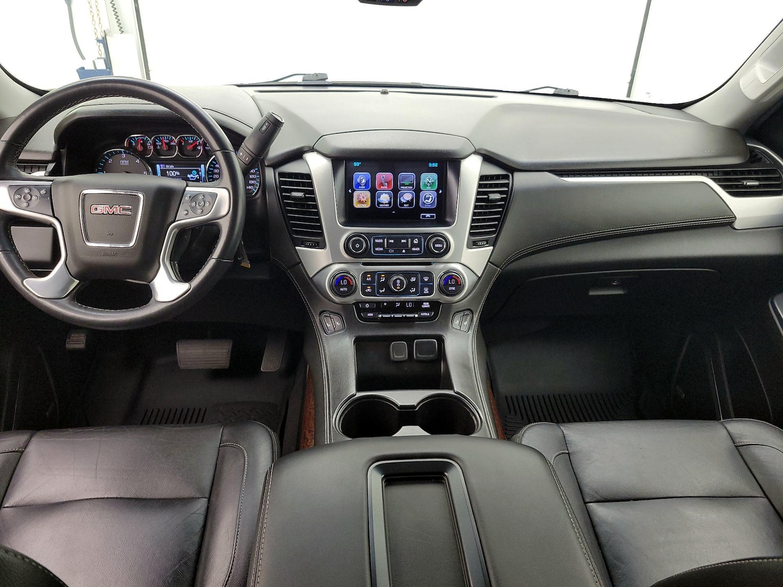 2019 GMC Yukon SLT Standard Edition - Photo 10