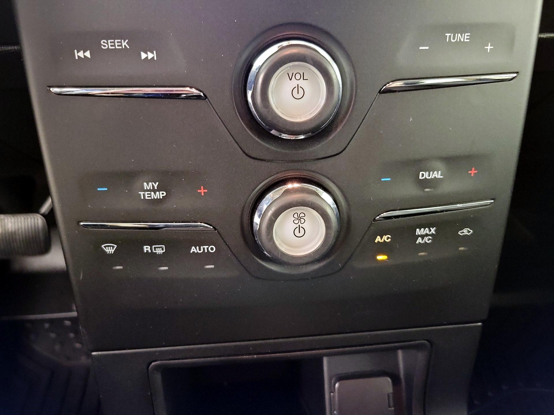 Thumbnail: 2019 Ford Flex - 15