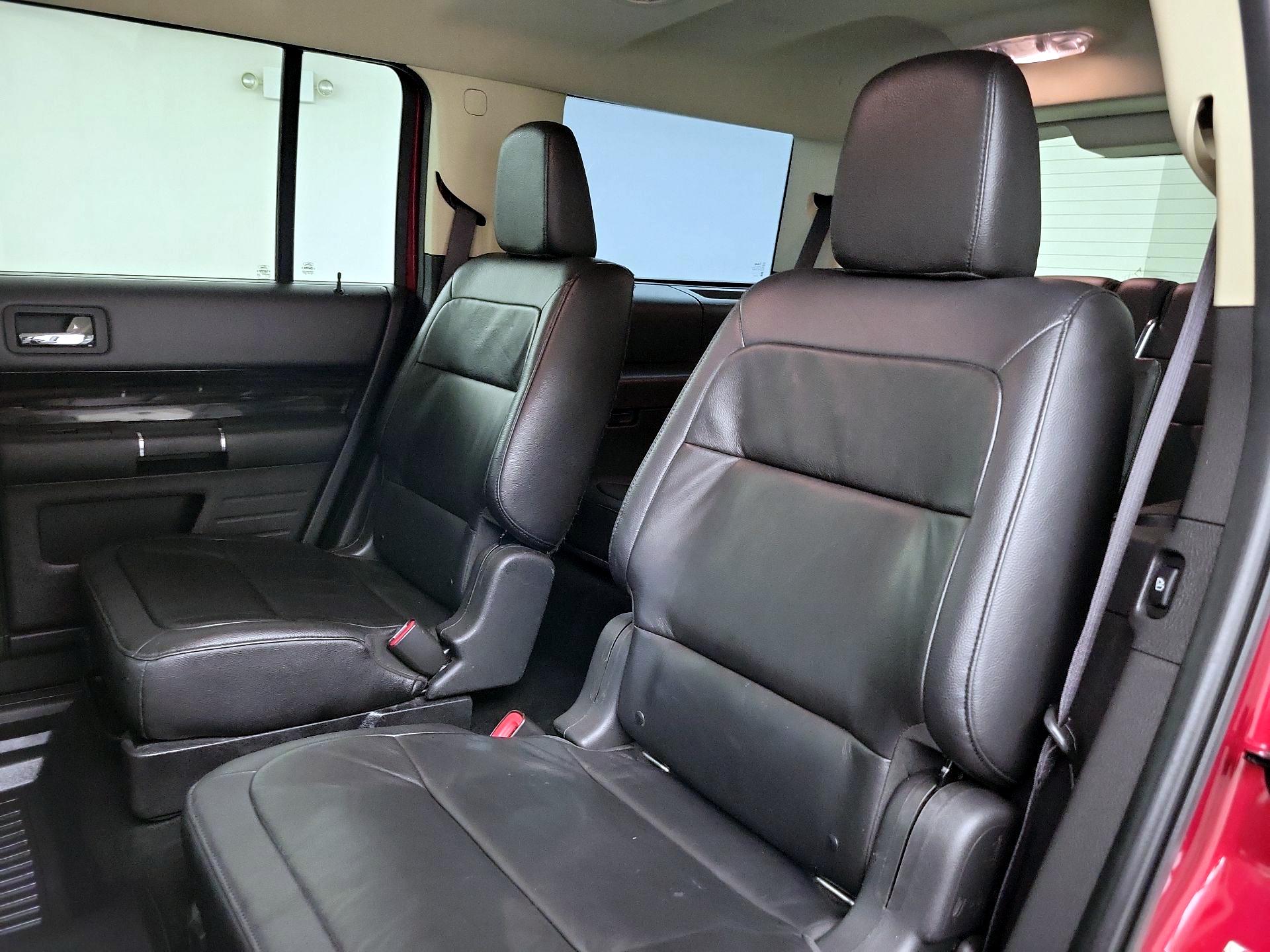 Thumbnail: 2019 Ford Flex - 18