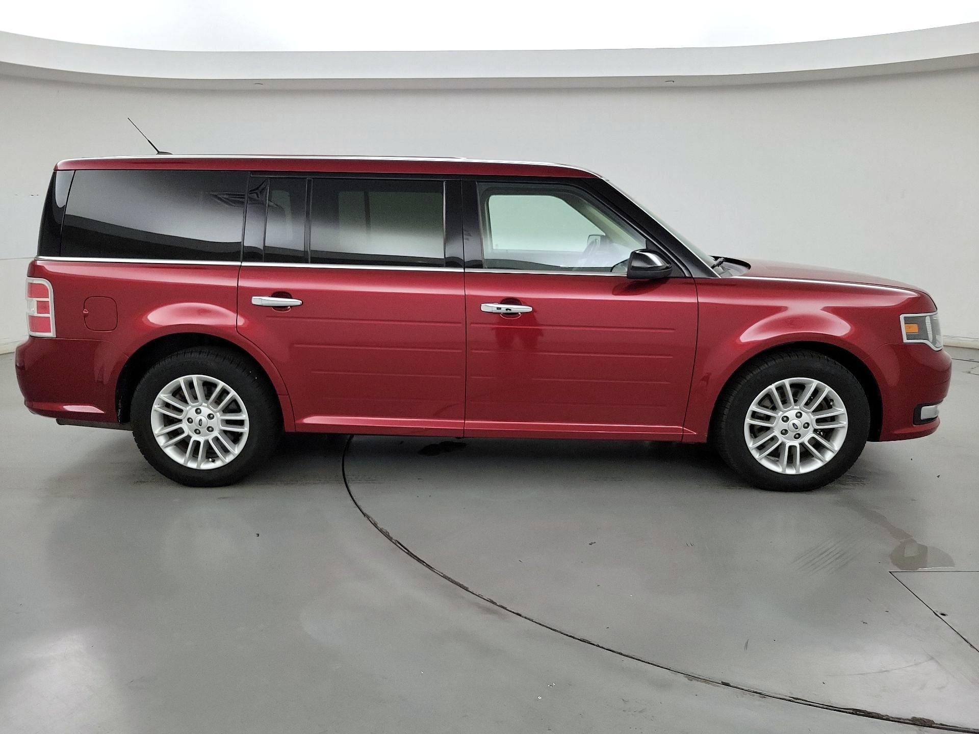 Thumbnail: 2019 Ford Flex - 4