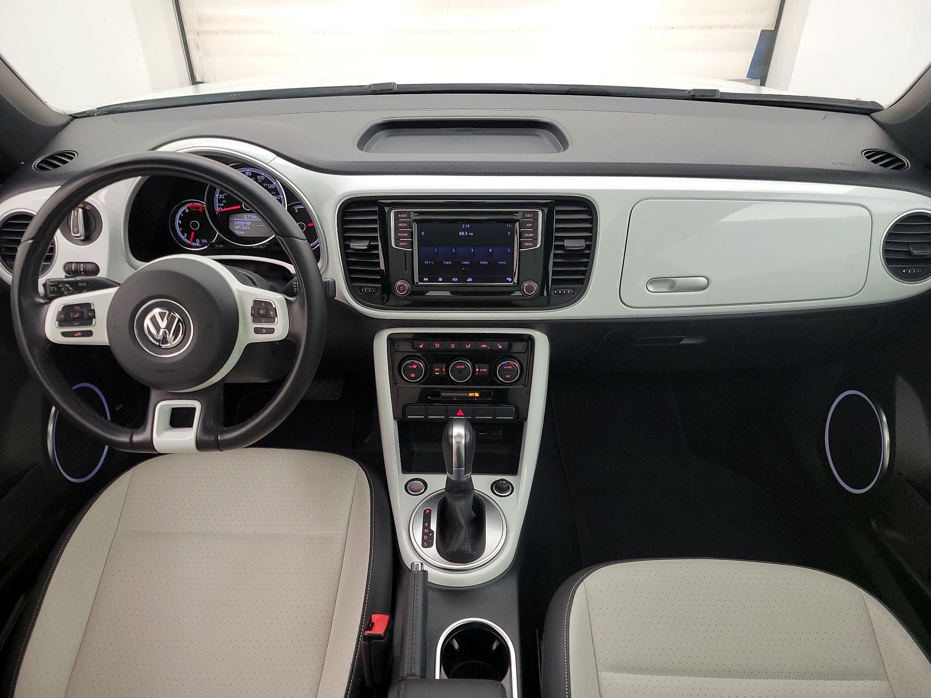Thumbnail: 2019 Volkswagen Beetle - 9