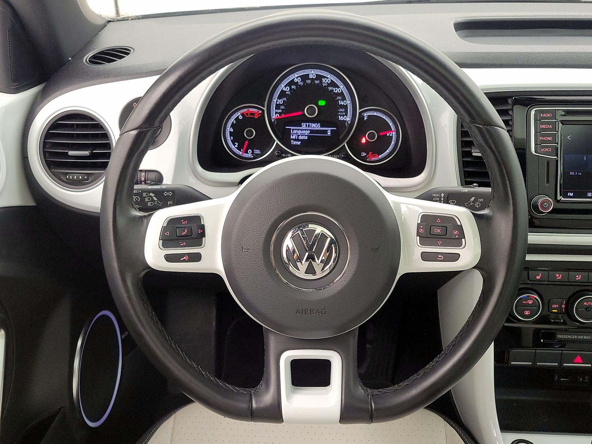 Thumbnail: 2019 Volkswagen Beetle - 10
