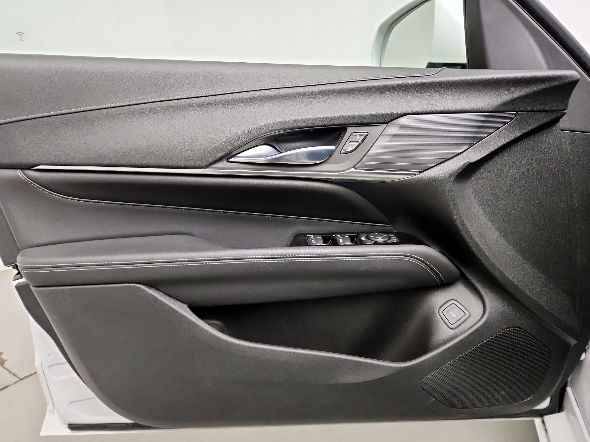 Thumbnail: 2021 Cadillac CT4 - 12