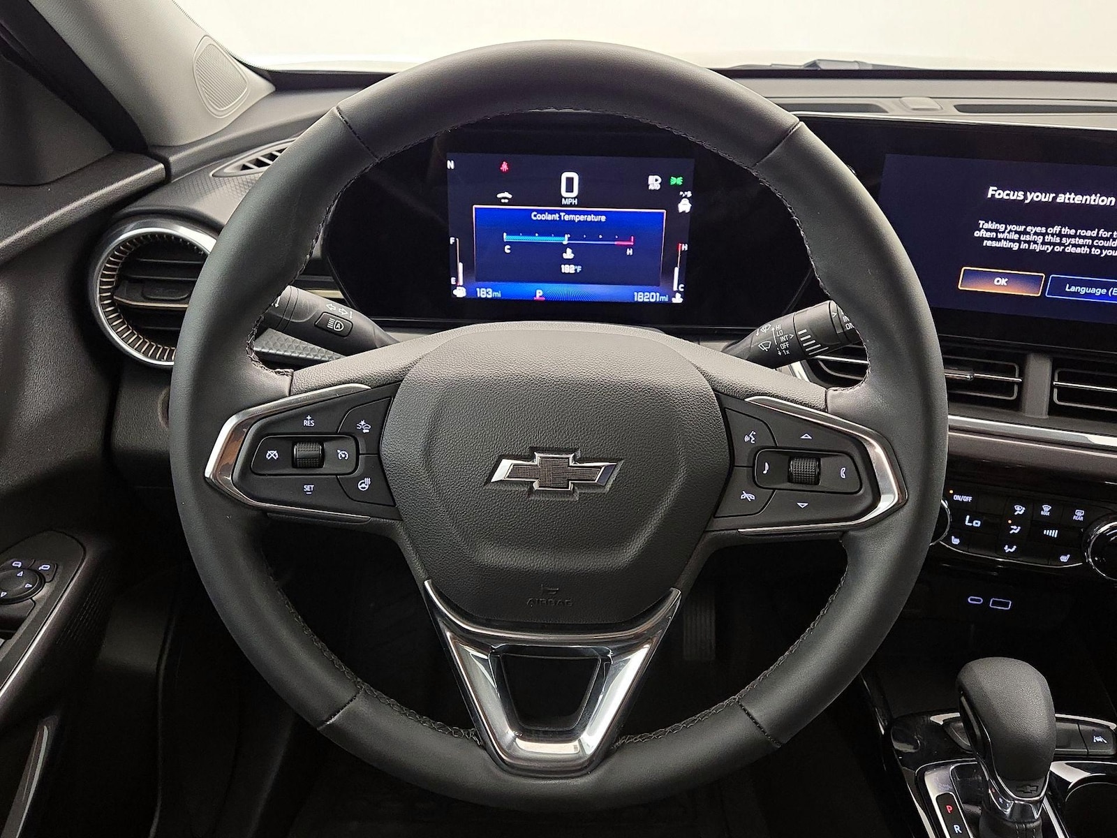 2025 Chevrolet Trax Activ - Photo 11