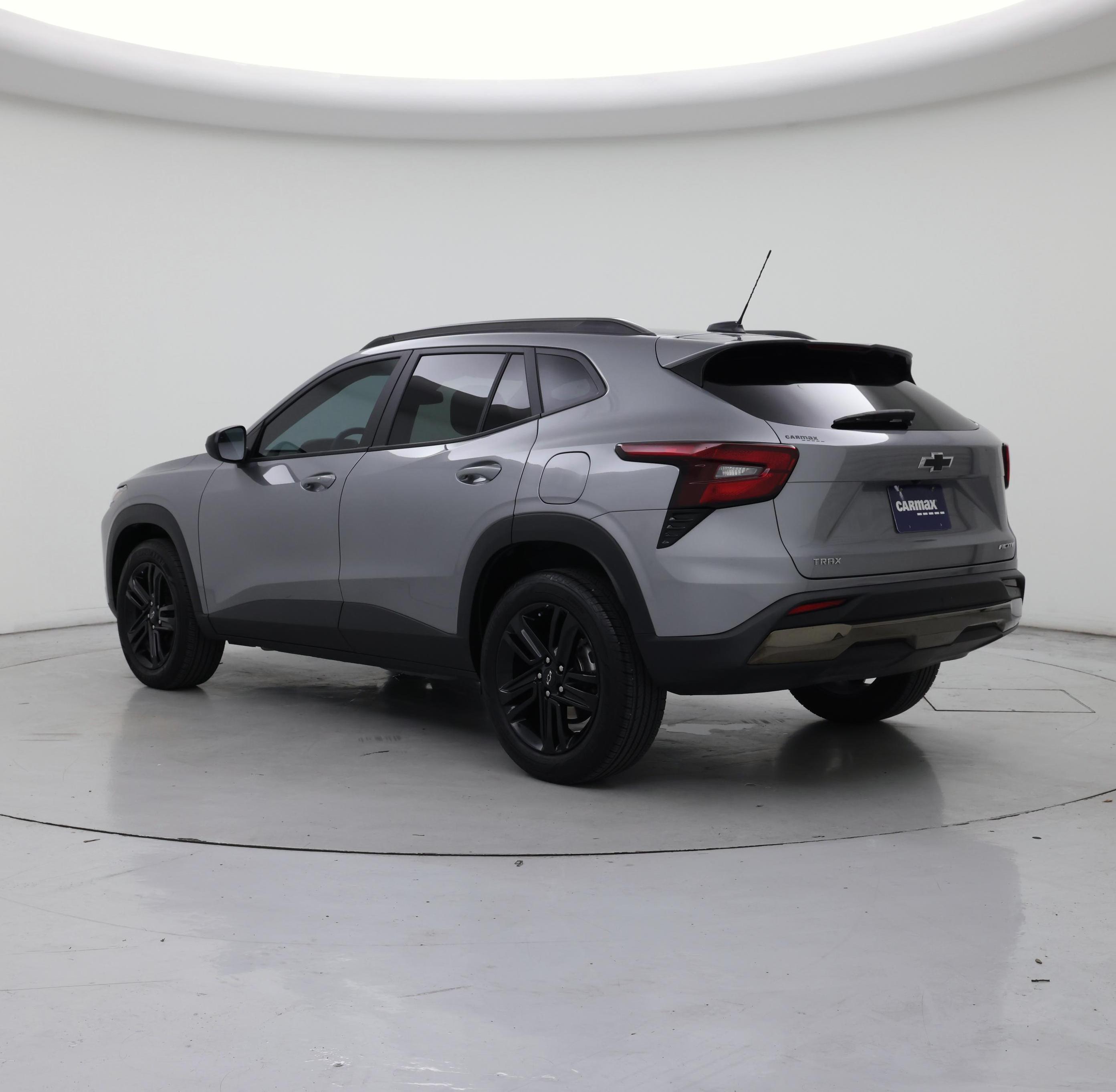 Thumbnail: 2025 Chevrolet Trax - 2