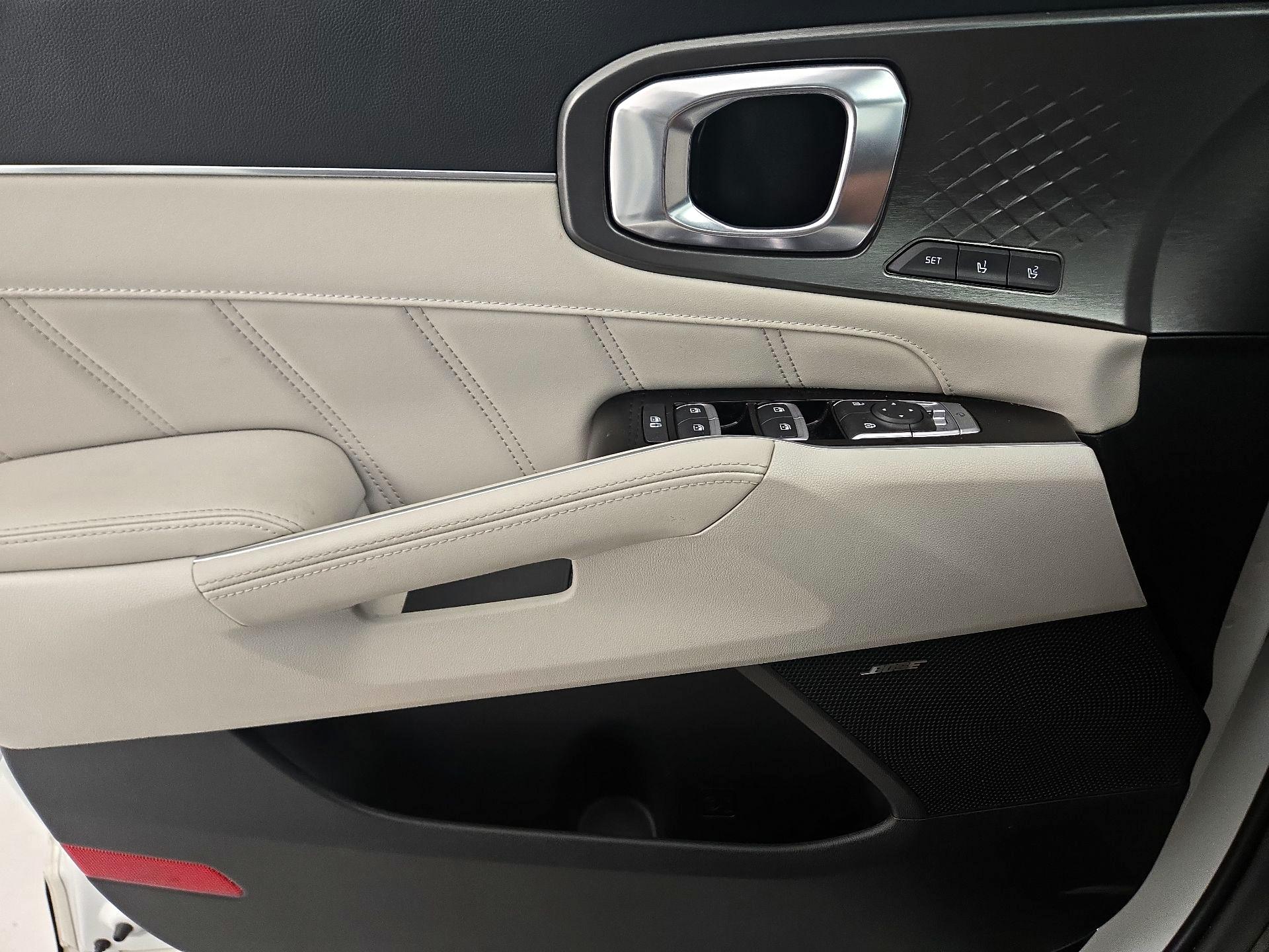 Thumbnail: 2024 Kia Sorento - 12