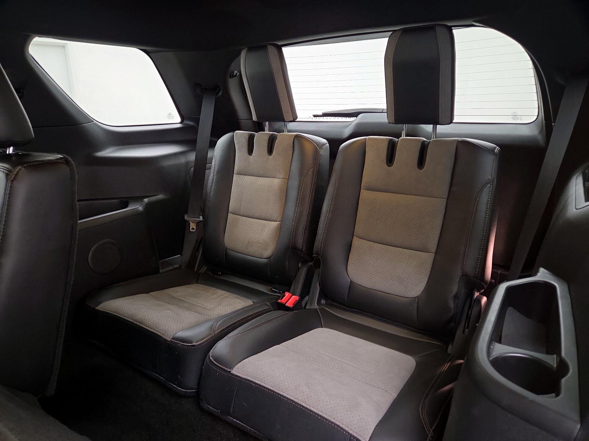 Thumbnail: 2017 Ford Explorer - 20