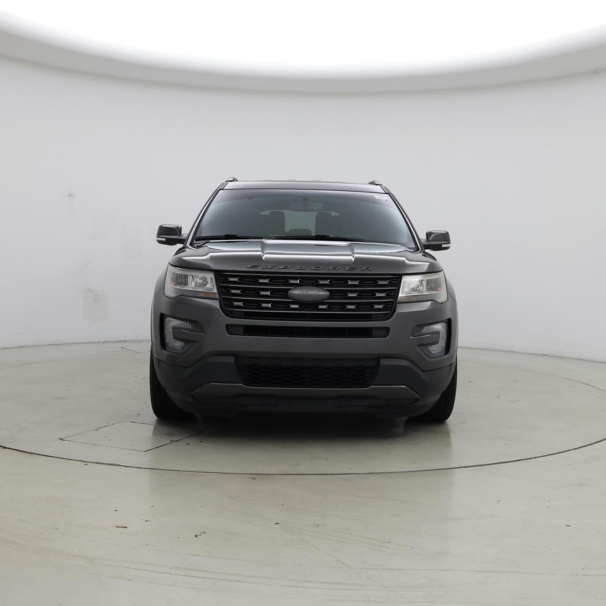 Thumbnail: 2017 Ford Explorer - 5