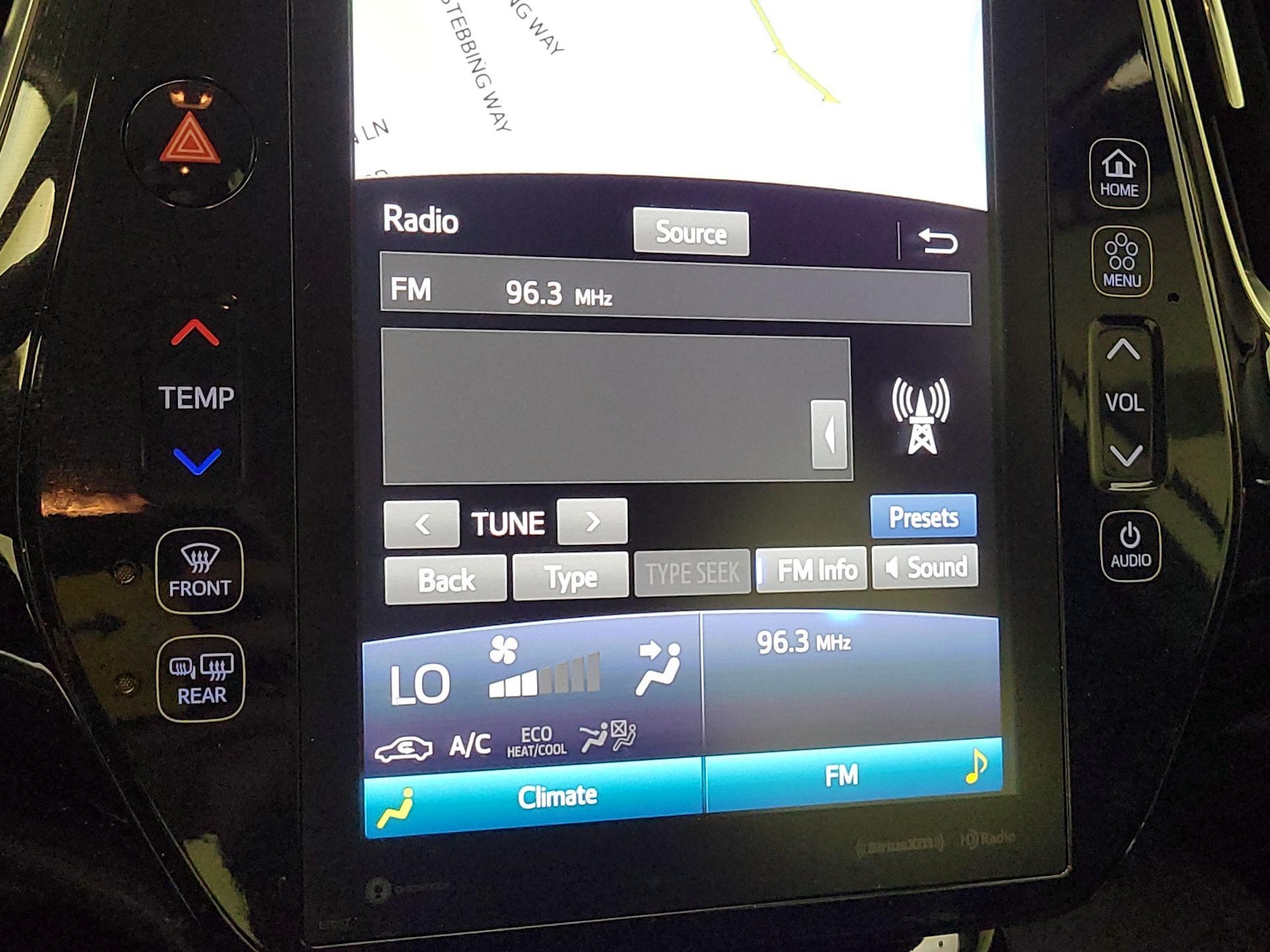 2022 Toyota Prius Prime XLE - Photo 17