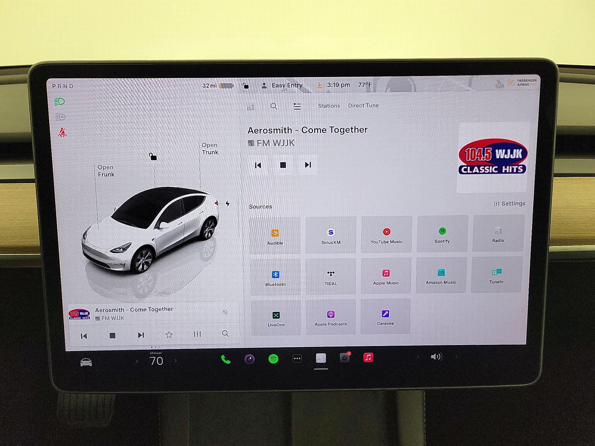Thumbnail: 2024 Tesla Model Y - 15